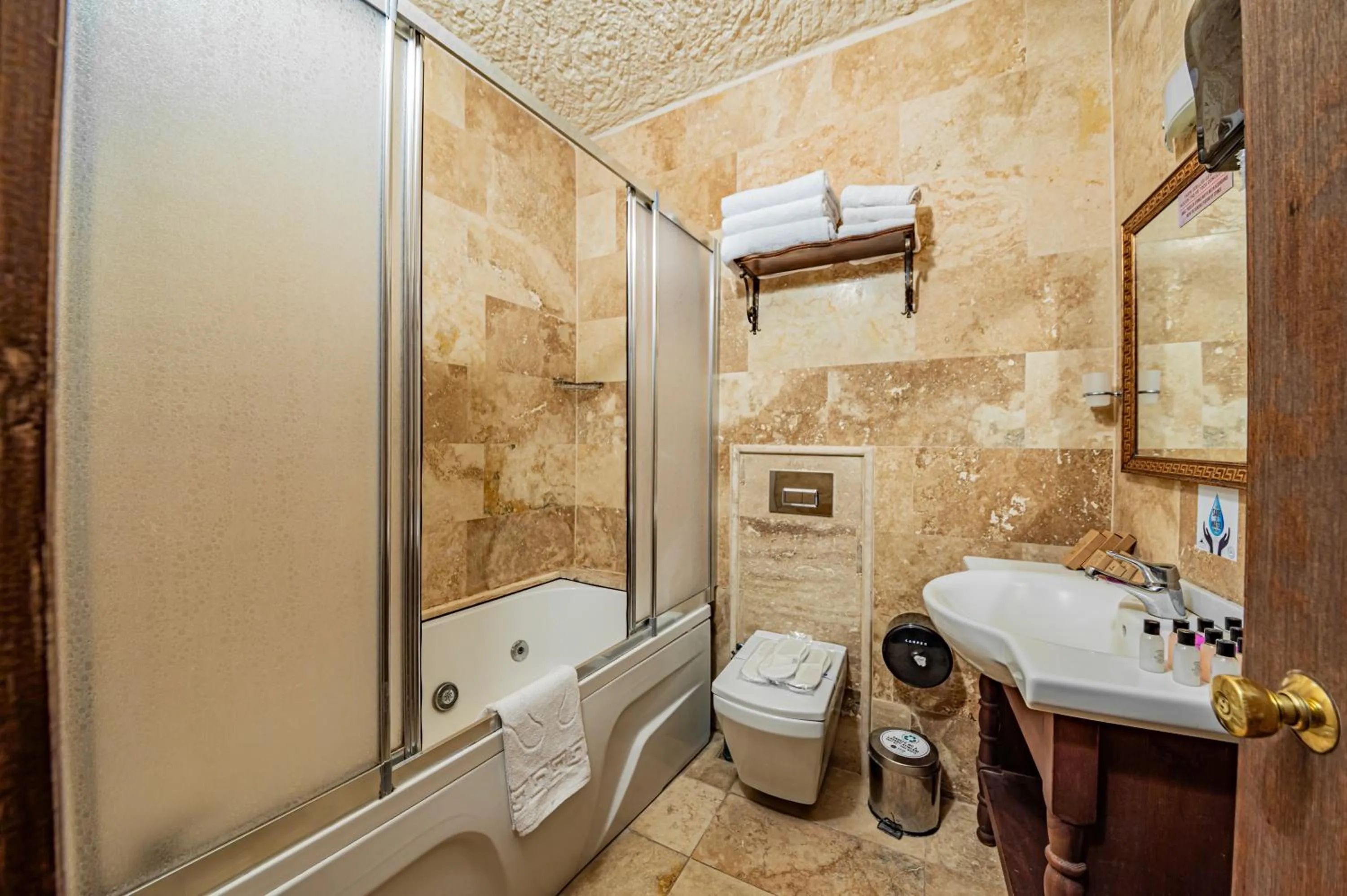 Bathroom in Ascension Cave Suites - Special Class