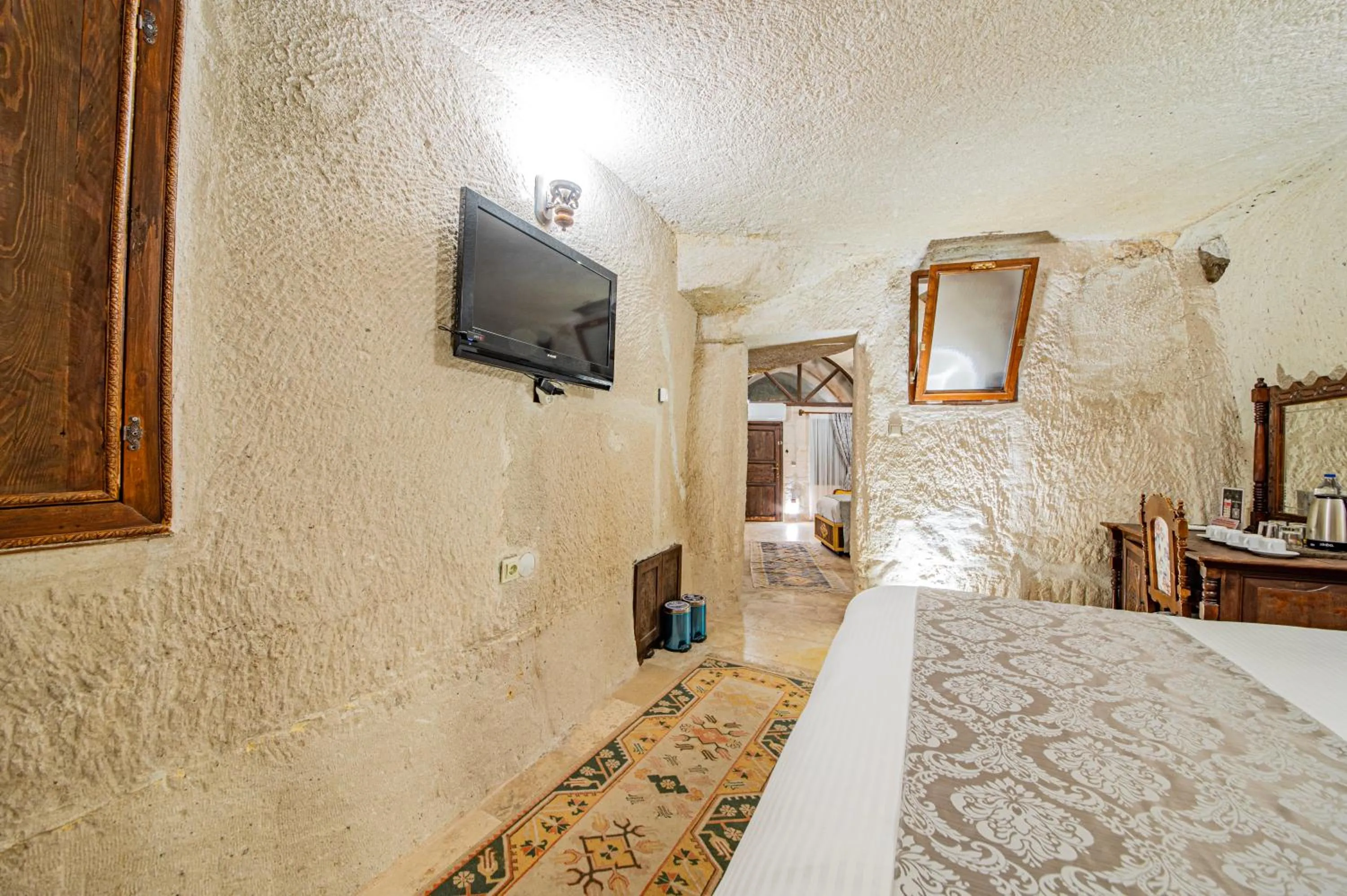 Bedroom, Bed in Ascension Cave Suites - Special Class