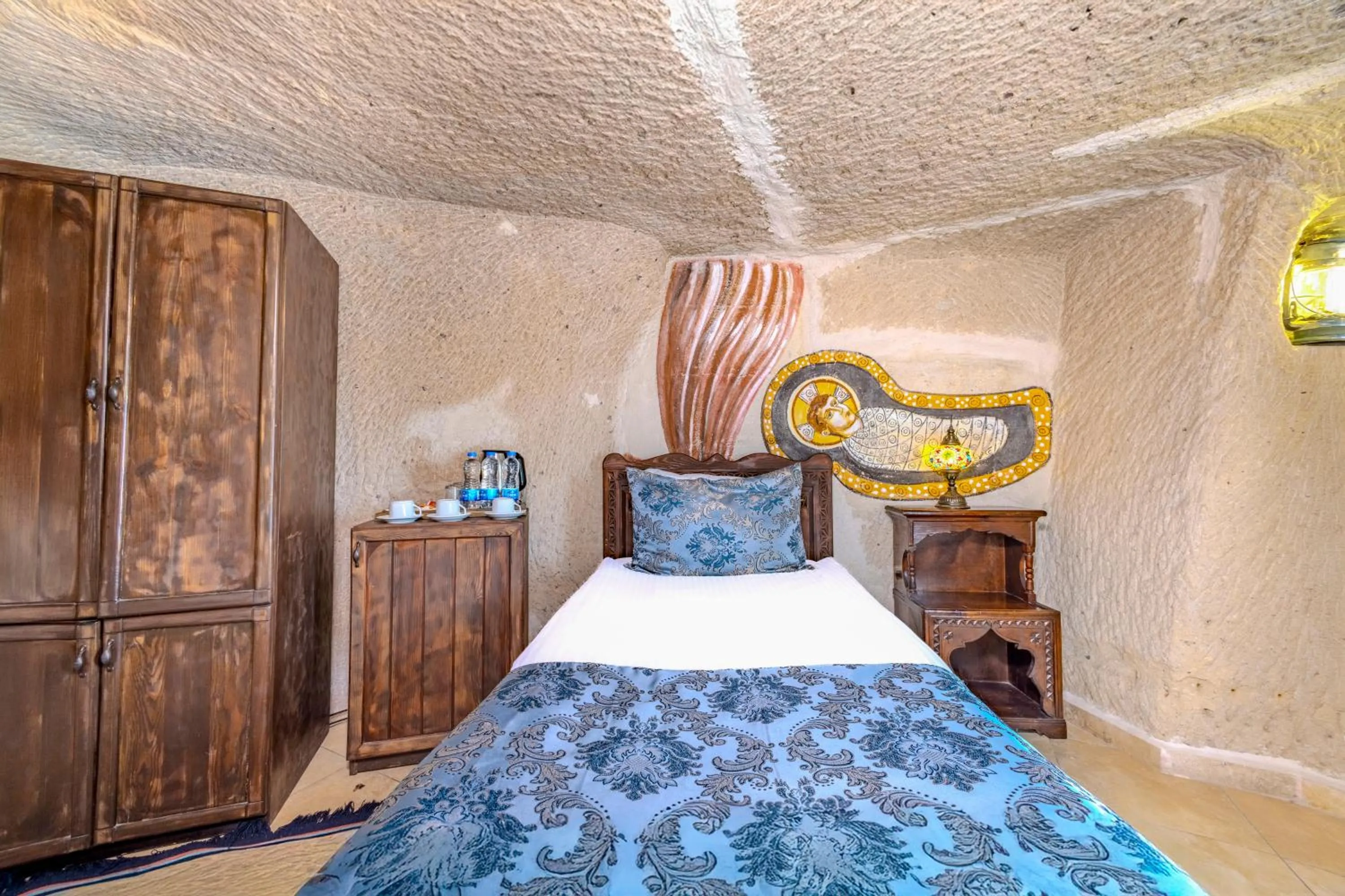 Bed in Ascension Cave Suites - Special Class