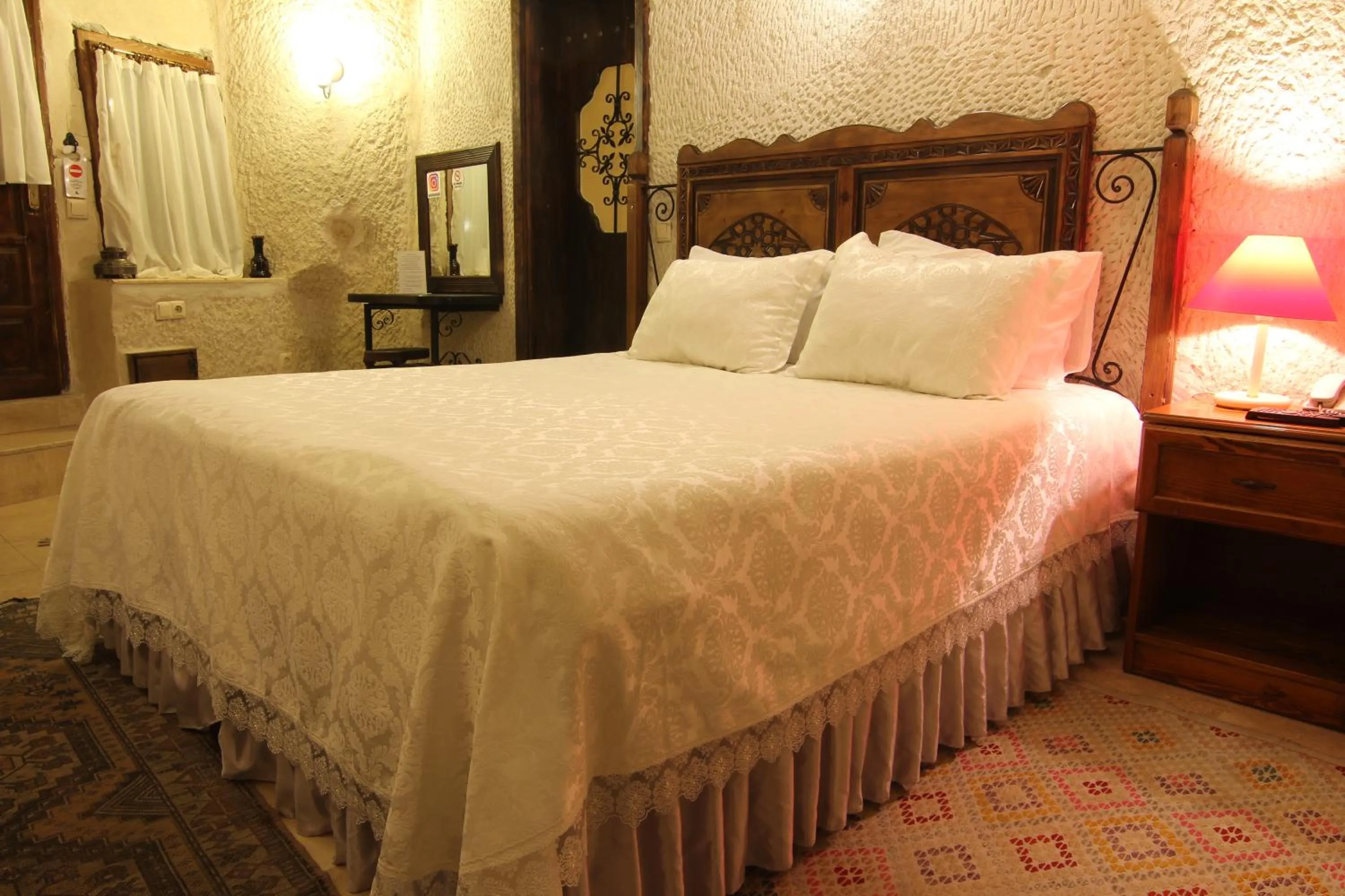 Classic Cave Suite 101 in Ascension Cave Suites - Special Class