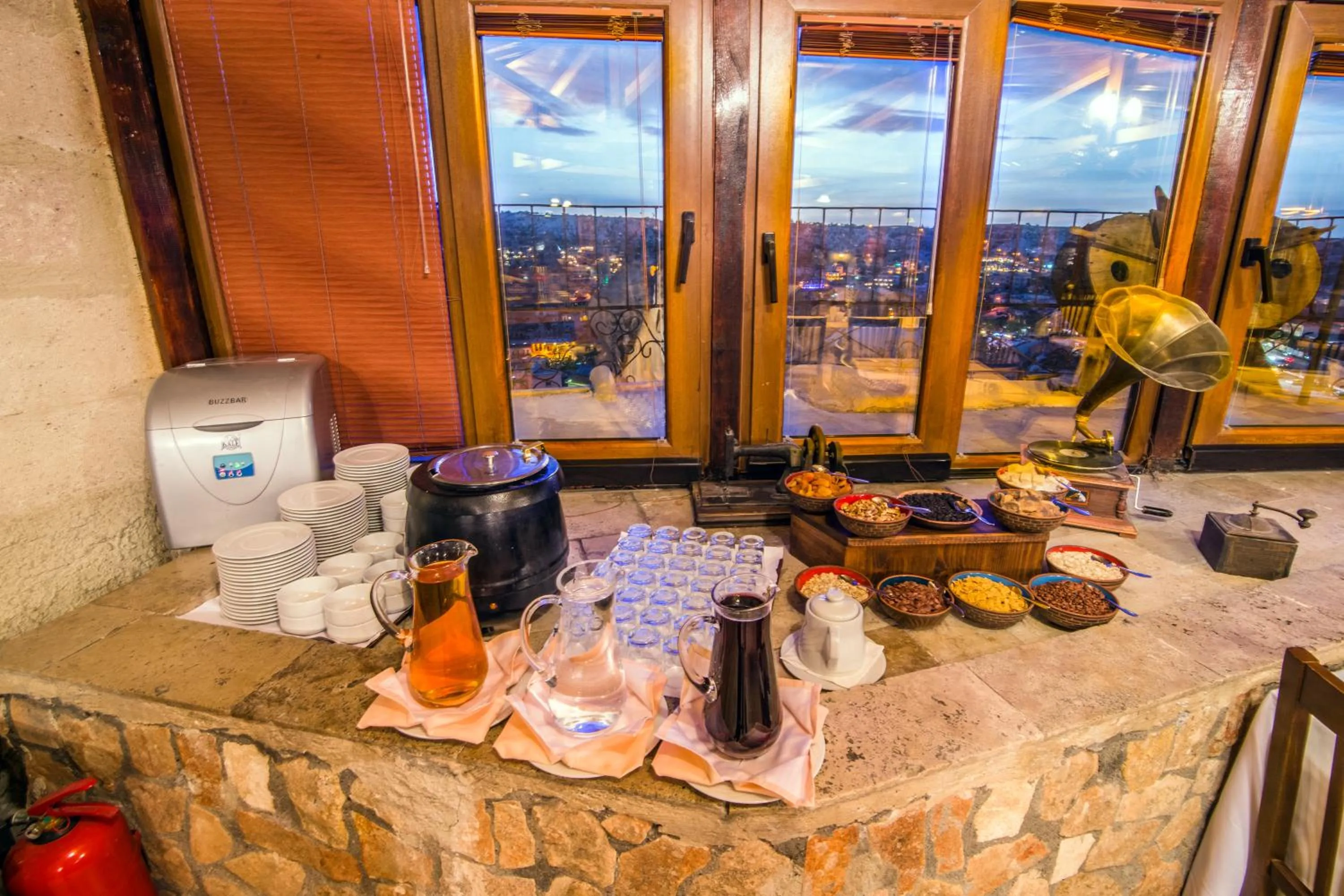 Restaurant/places to eat in Ascension Cave Suites - Special Class