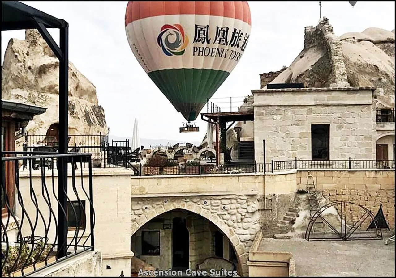 Natural landscape in Ascension Cave Suites - Special Class