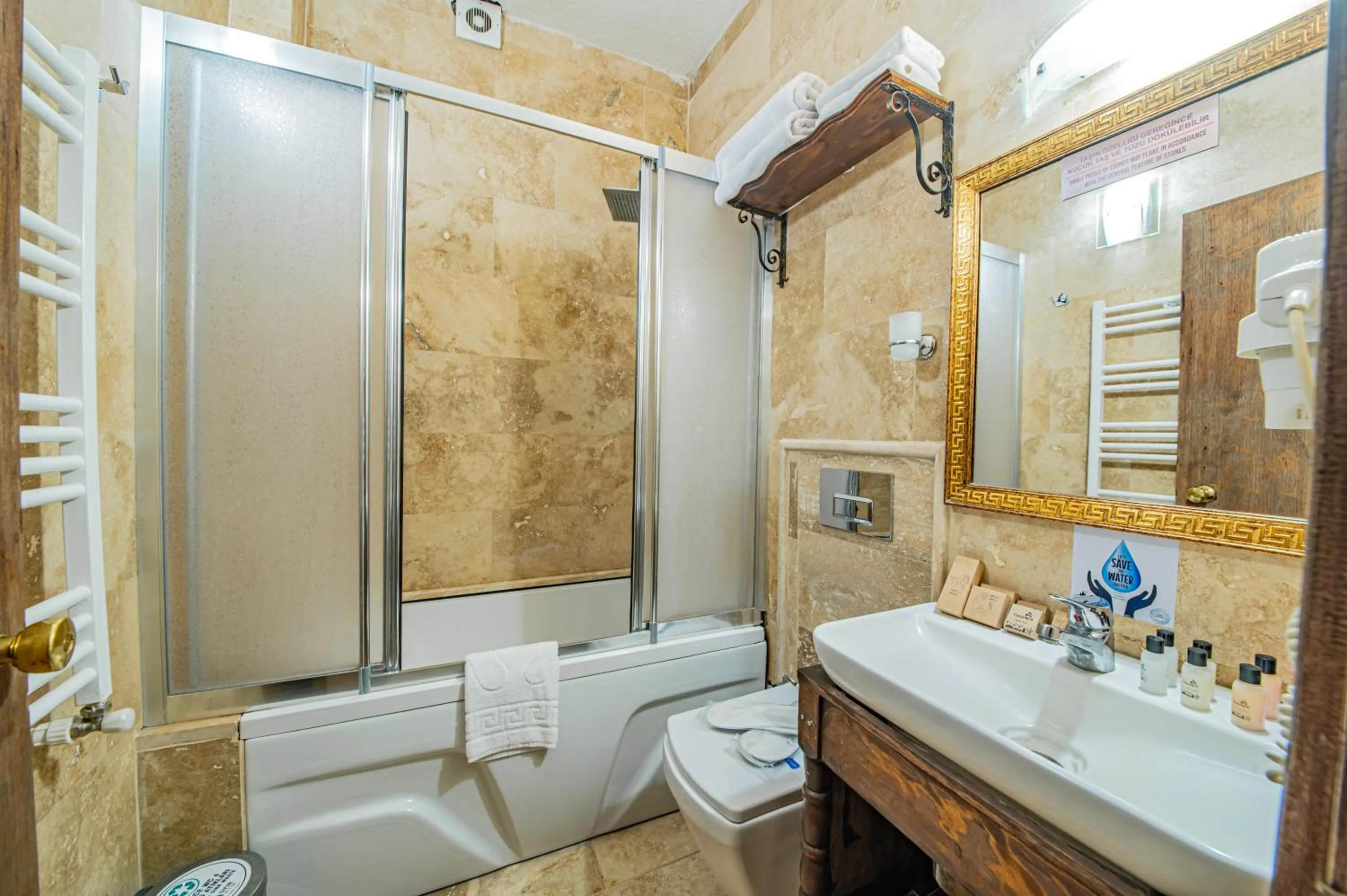 Photo of the whole room in Ascension Cave Suites - Special Class