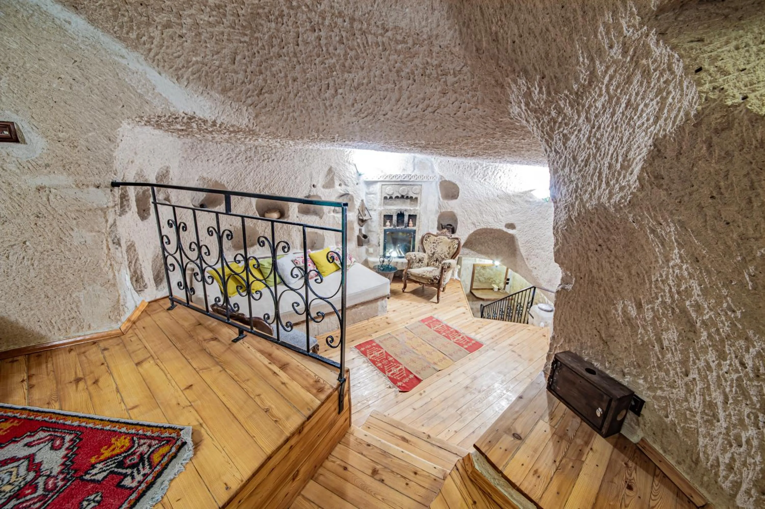 Seating area in Ascension Cave Suites - Special Class