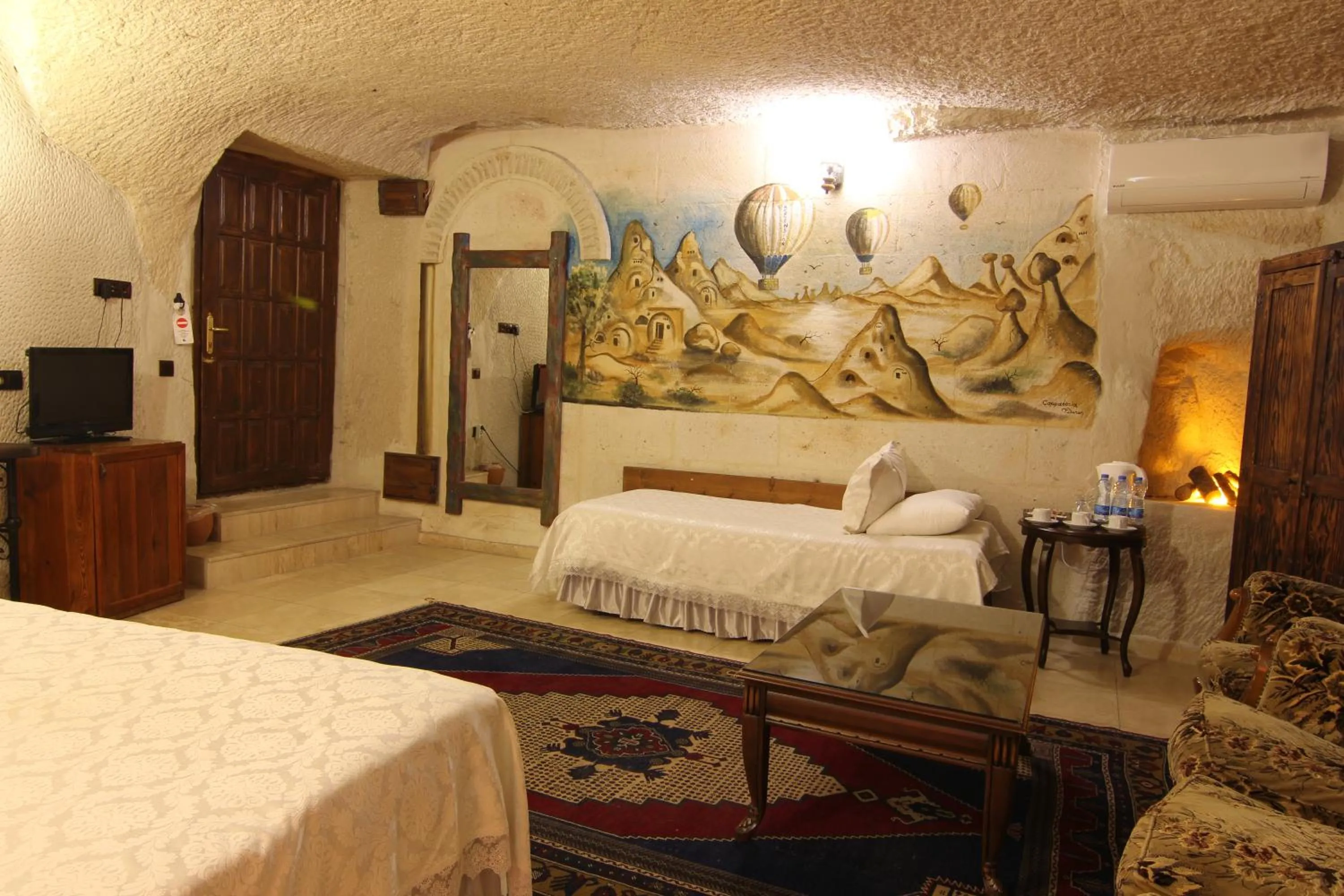 Deluxe Cave Suite 102 in Ascension Cave Suites - Special Class