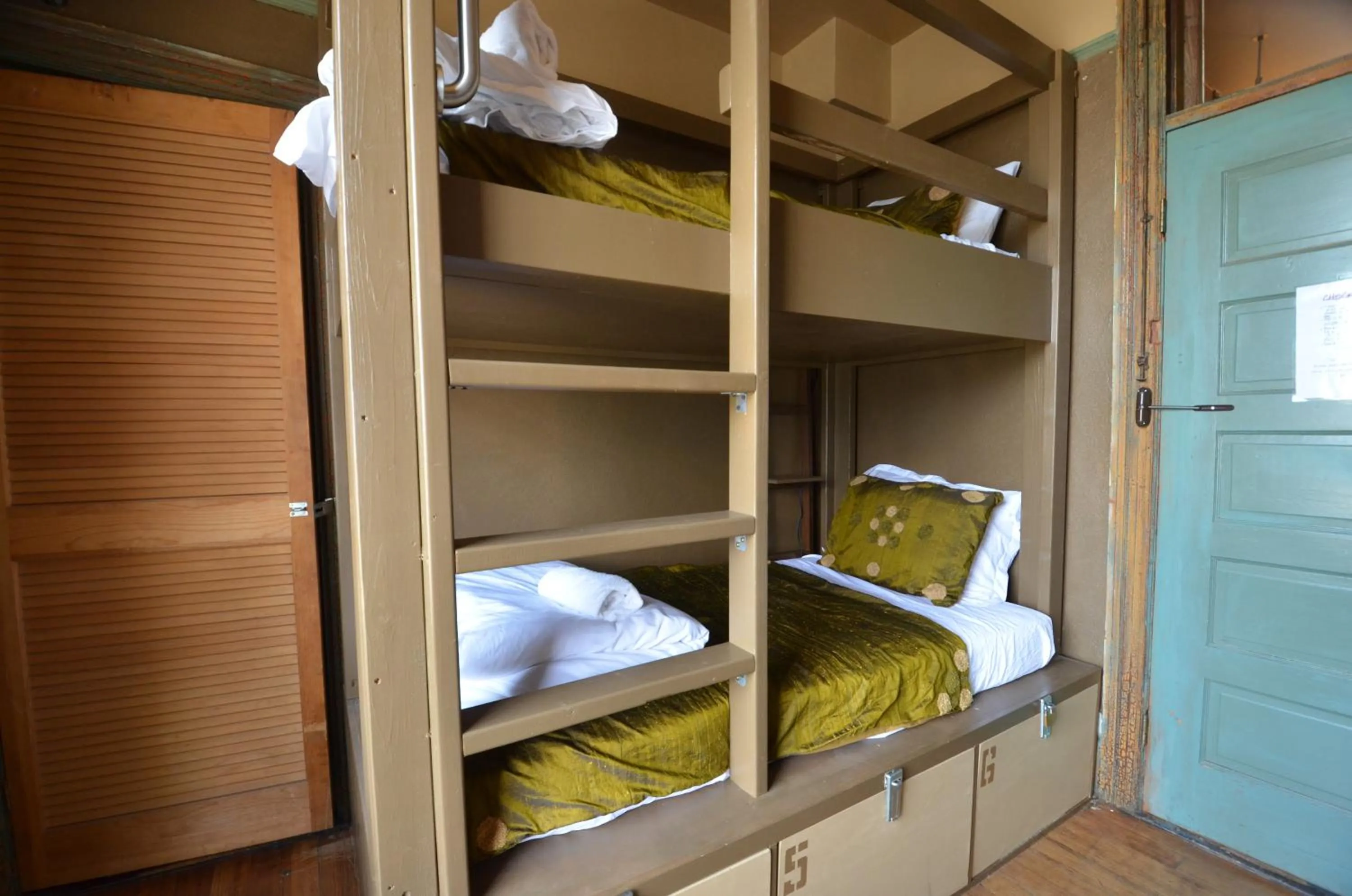 bunk bed, Bed in Michie Hostel