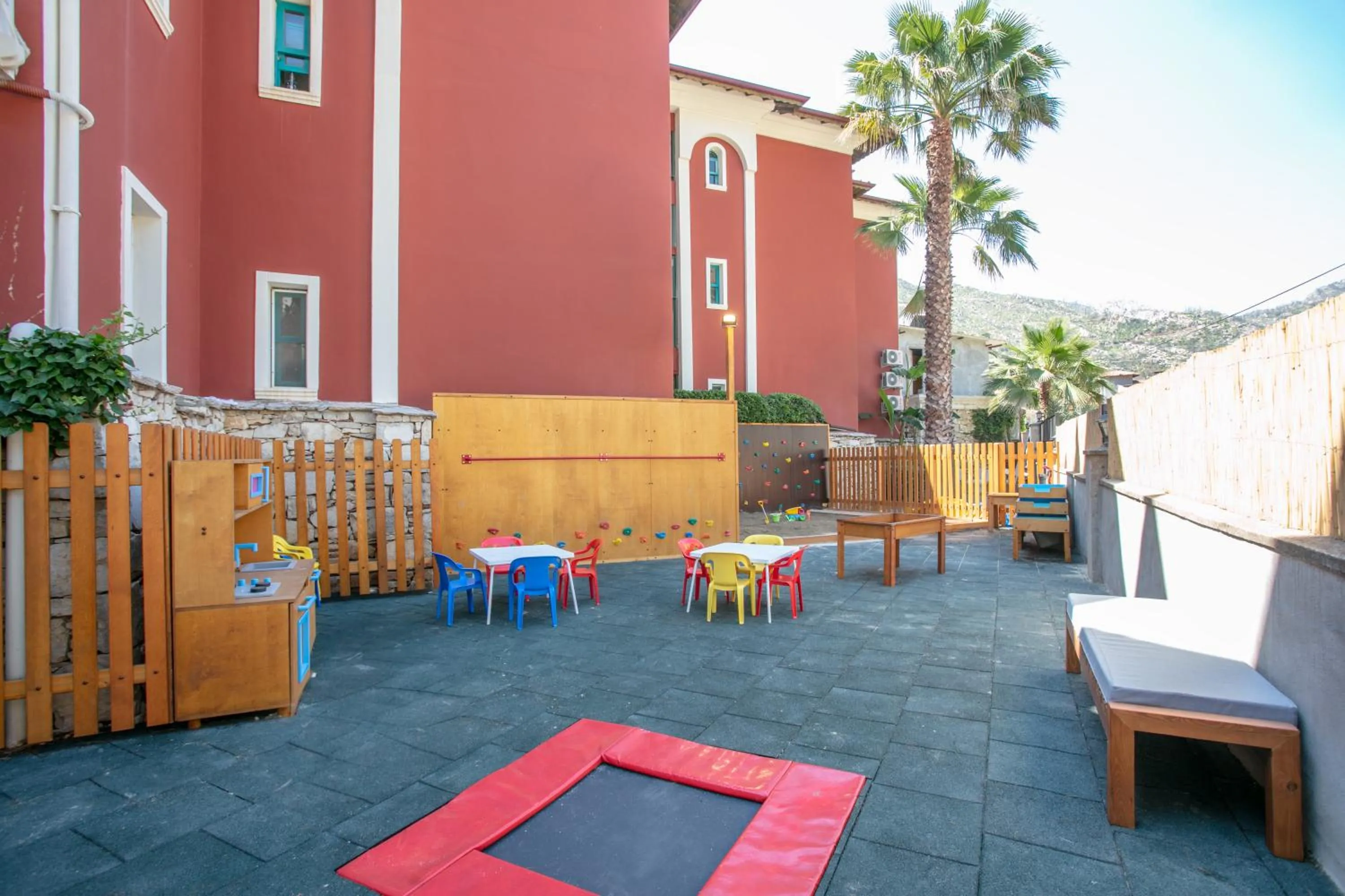 Children play ground in Grand Aquarium