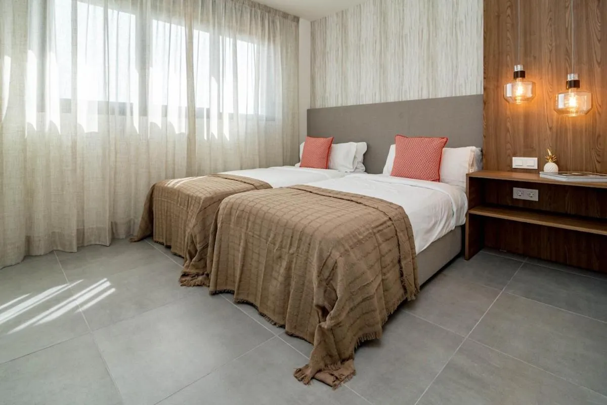 Other, Bed in Oasis325- Top class penthouse with stunning views