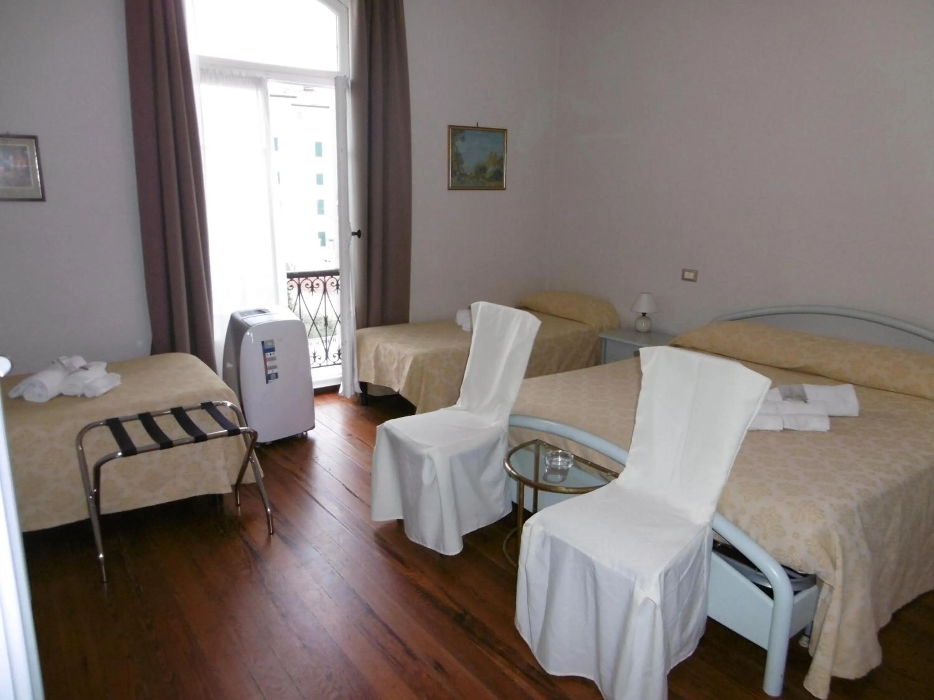 Photo of the whole room, Bed in Hotel Villa Maria