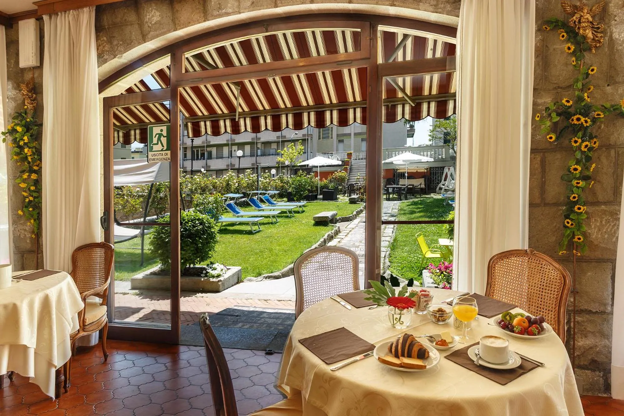 Meals in Hotel Villa Maria