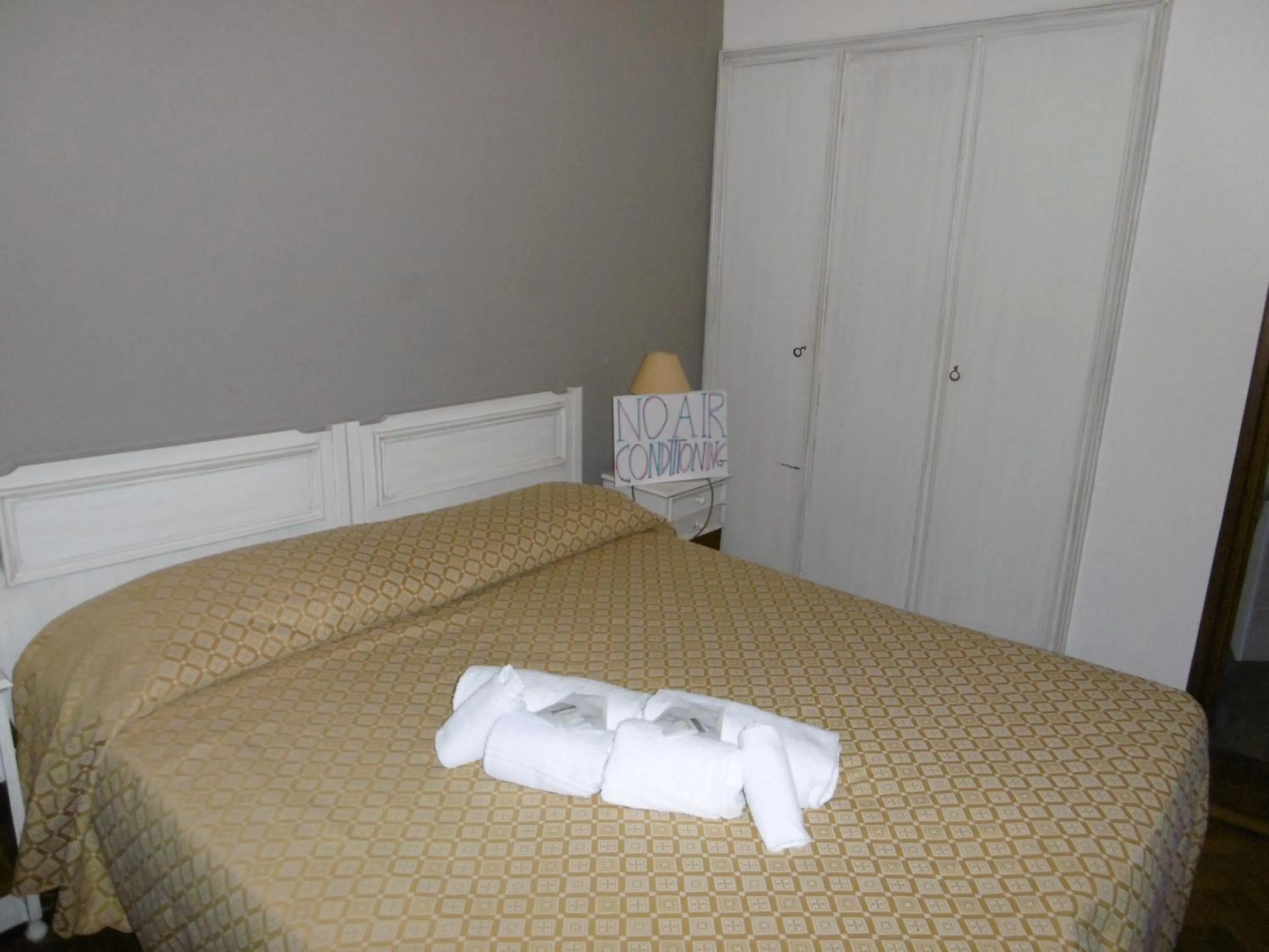 Photo of the whole room, Bed in Hotel Villa Maria