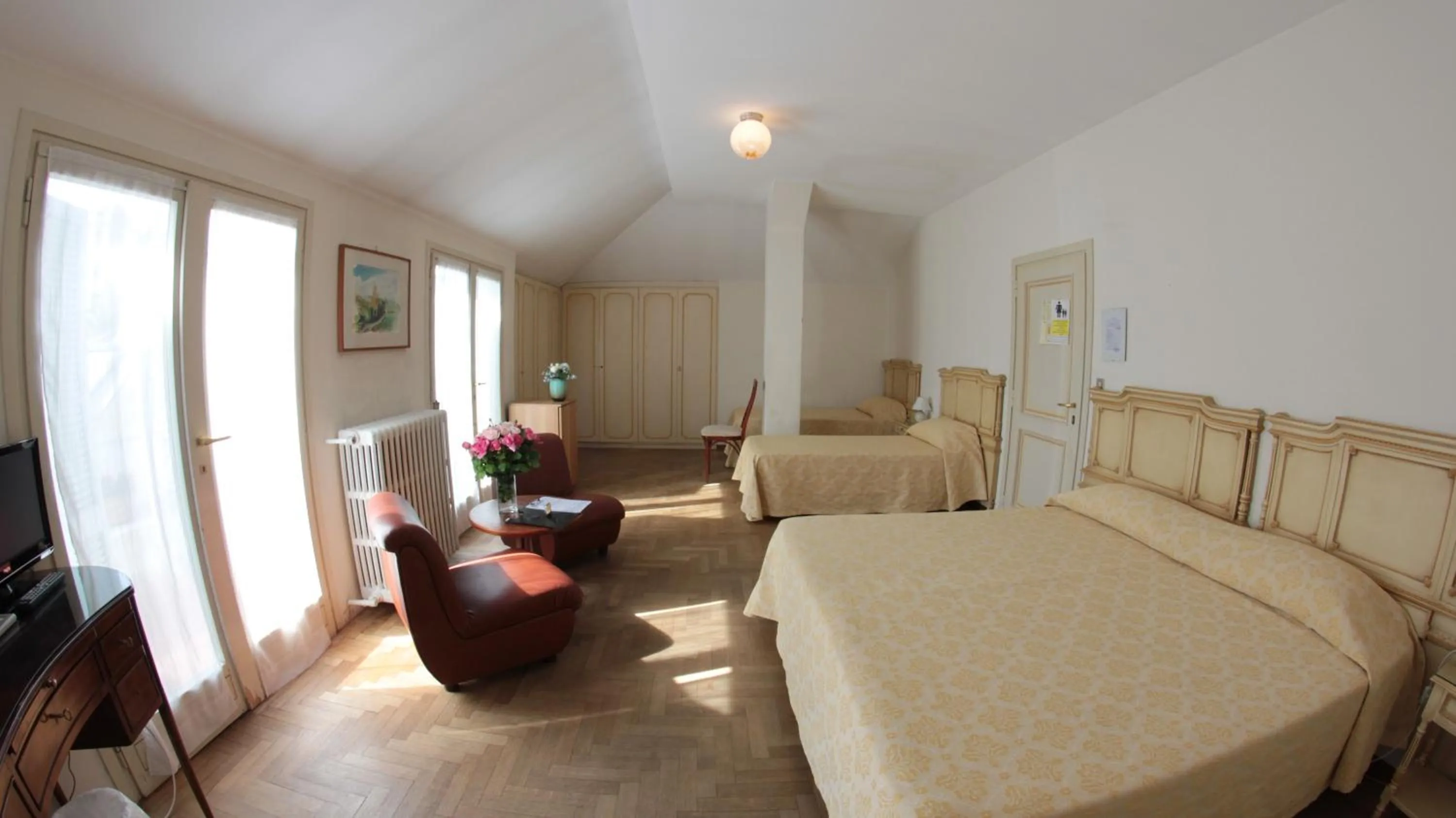 Bedroom, Bed in Hotel Villa Maria