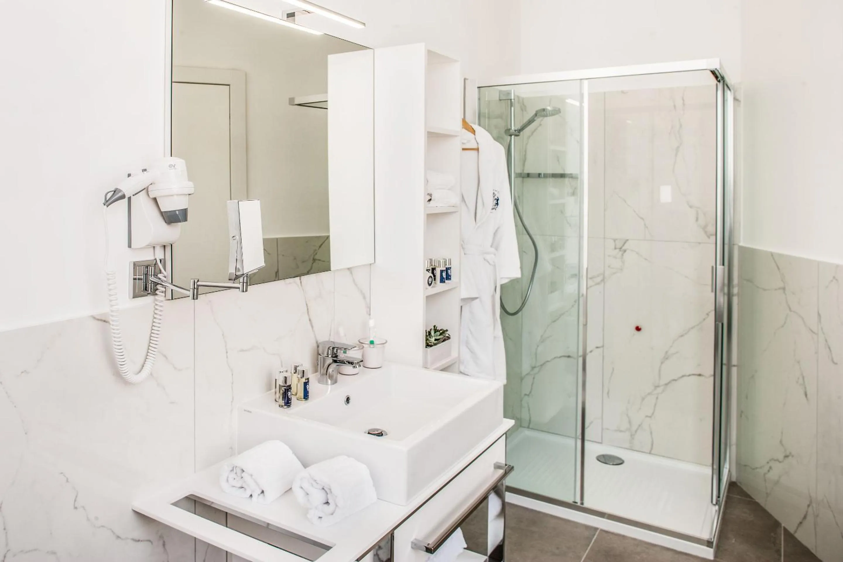 Sanremo Luxury Suites