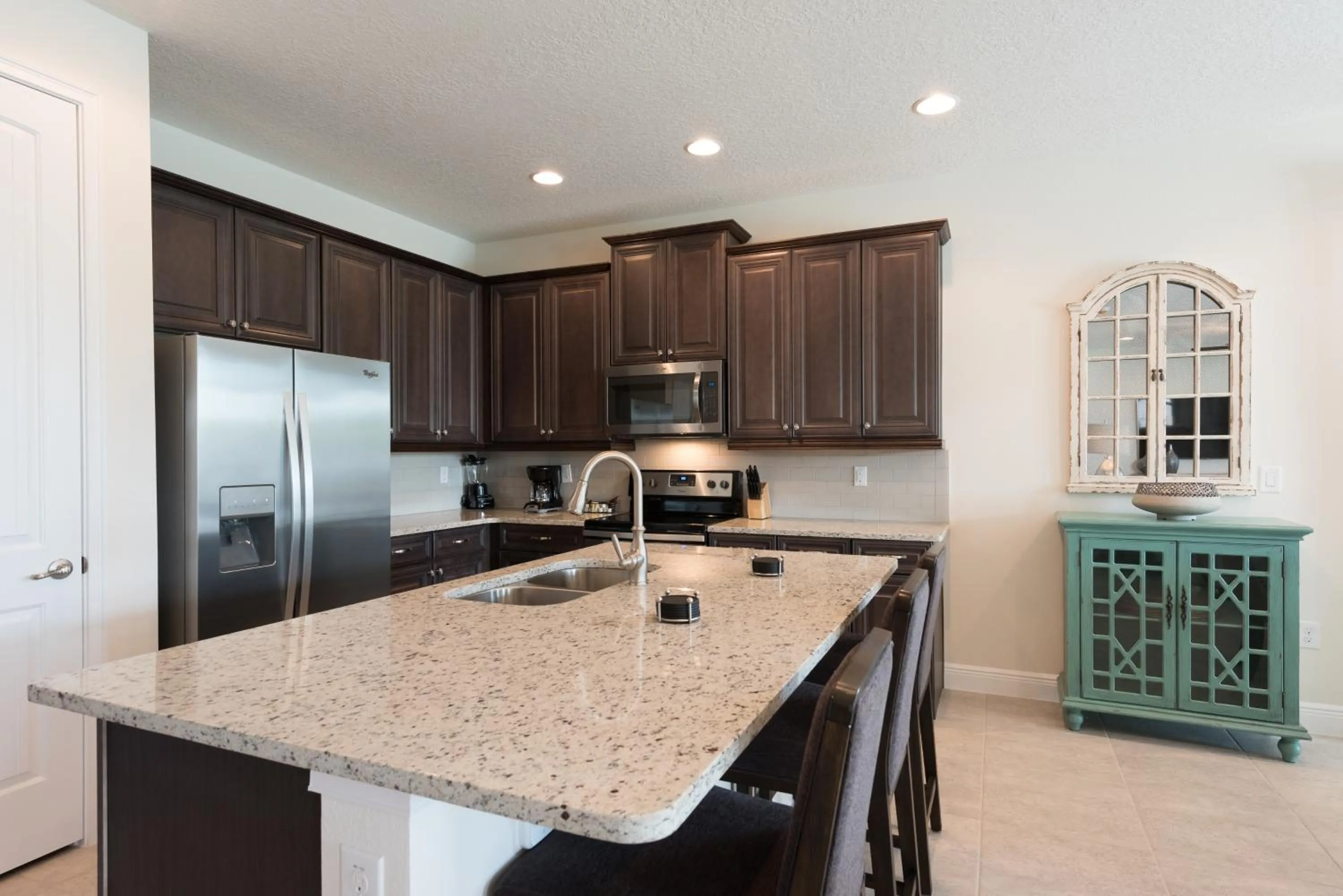 Kitchen or kitchenette in Encore Resort and Water Park at Reunion by Rentyl