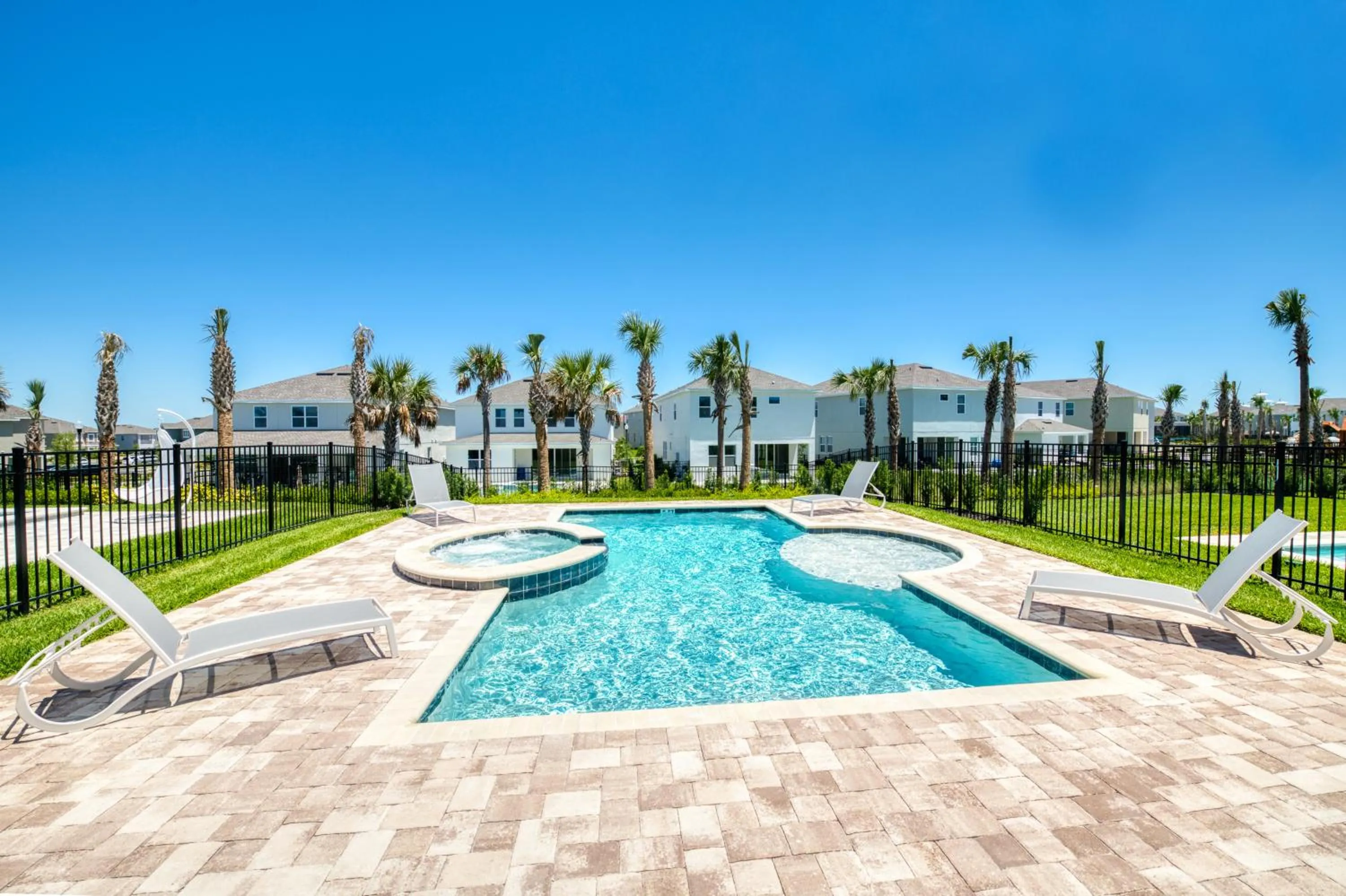 Day in Encore Resort and Water Park at Reunion by Rentyl