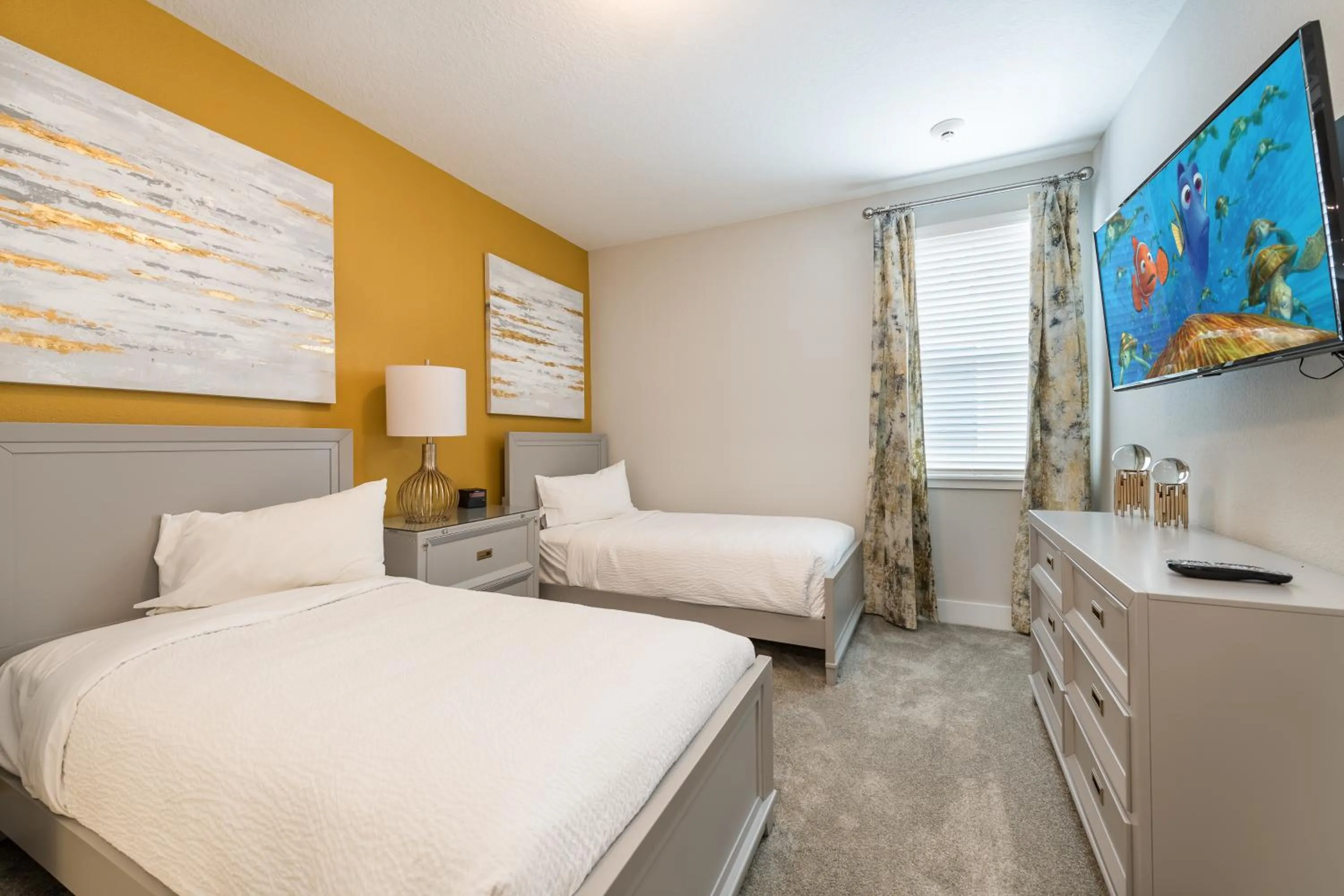 Bed in Encore Resort and Water Park at Reunion by Rentyl