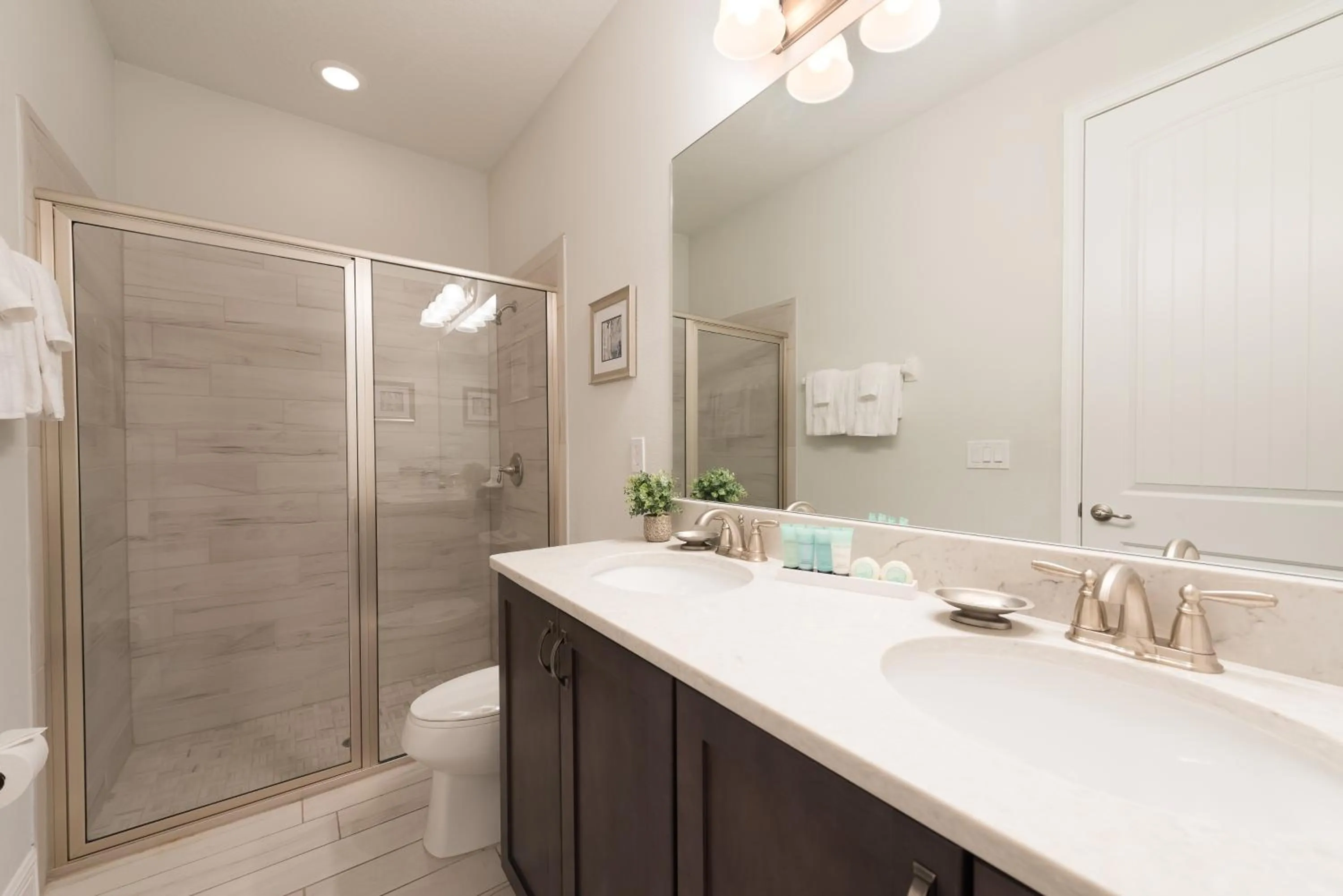 Shower in Encore Resort and Water Park at Reunion by Rentyl