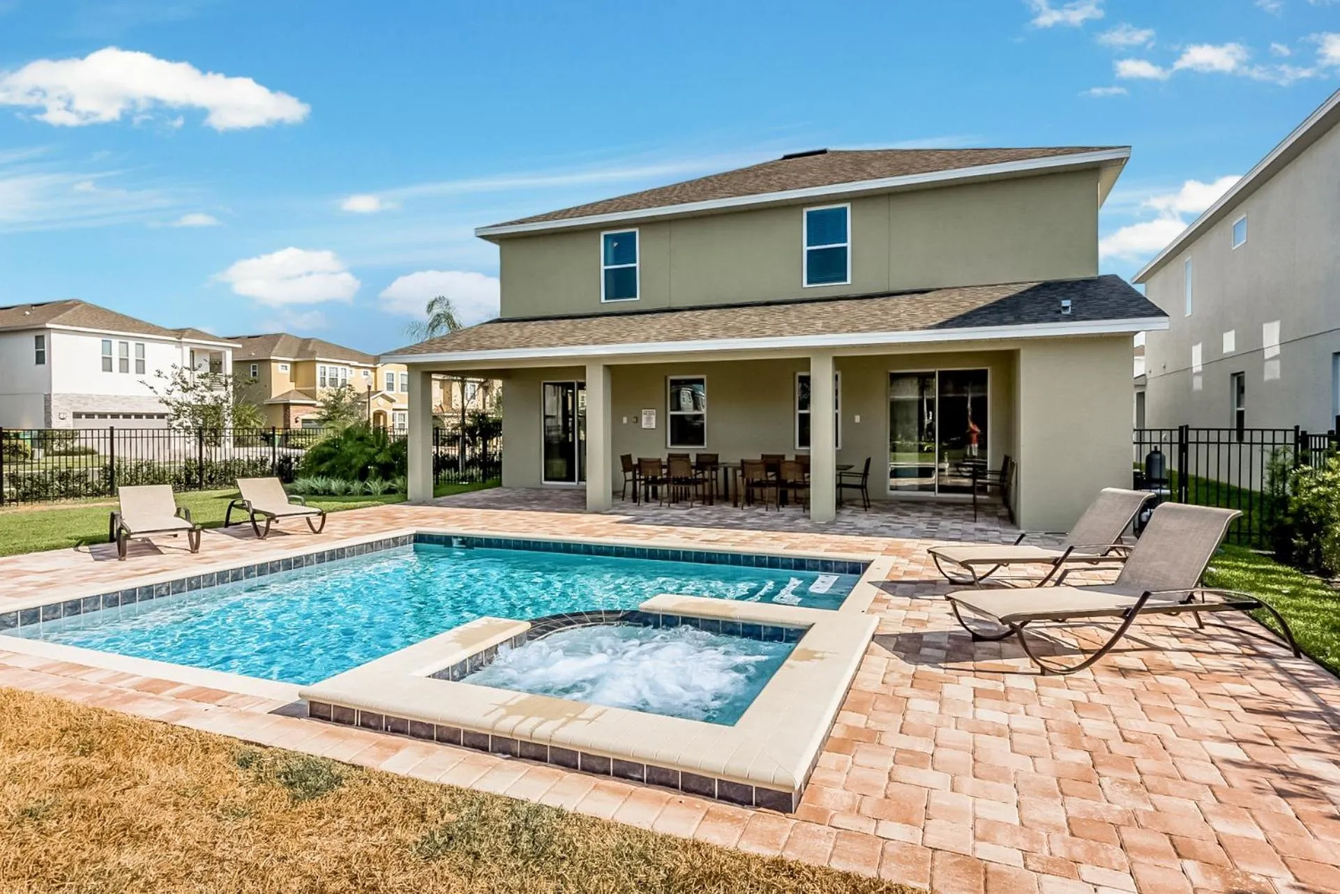 Patio in Encore Resort and Water Park at Reunion by Rentyl