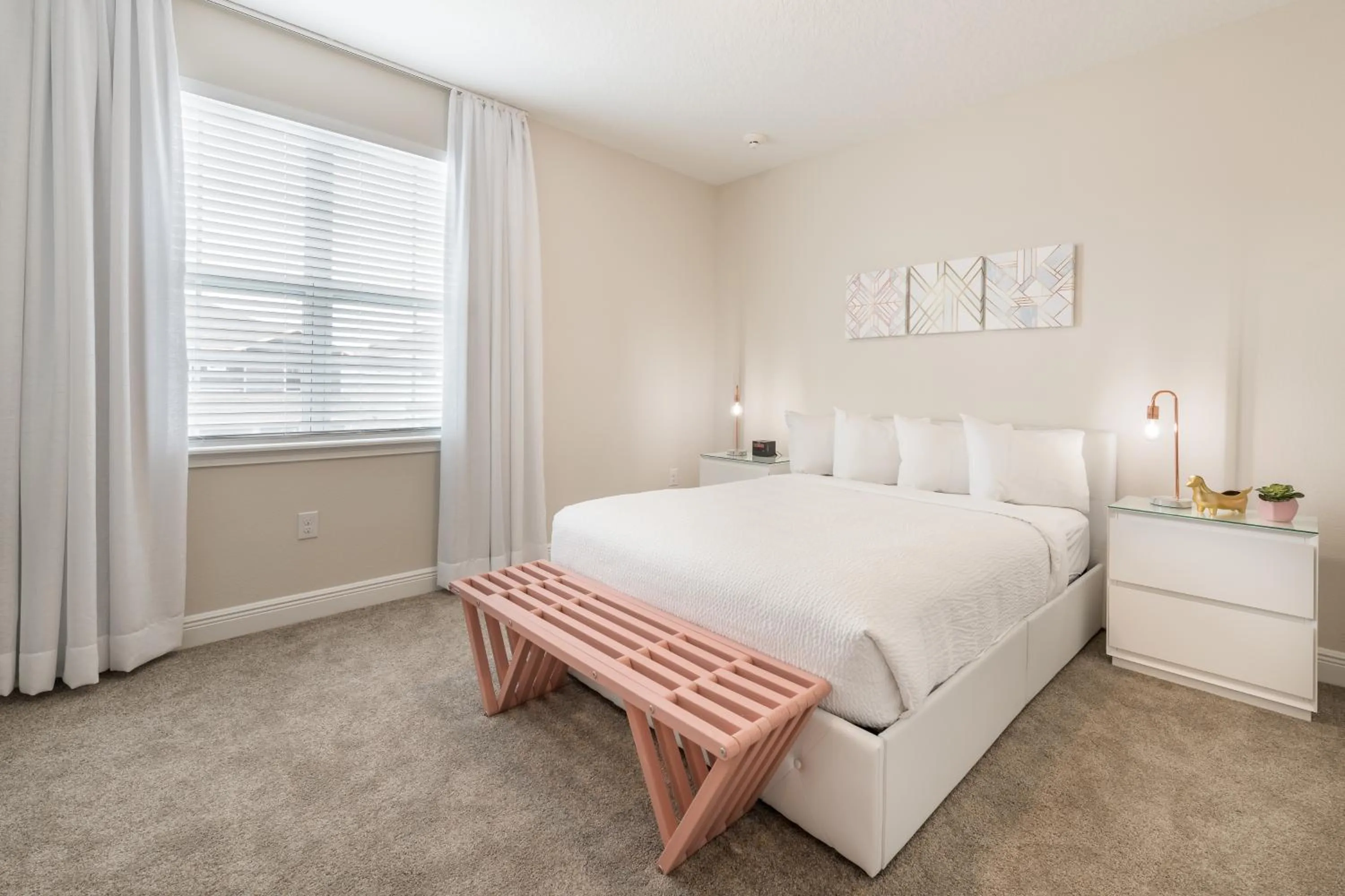 Bed in Encore Resort and Water Park at Reunion by Rentyl