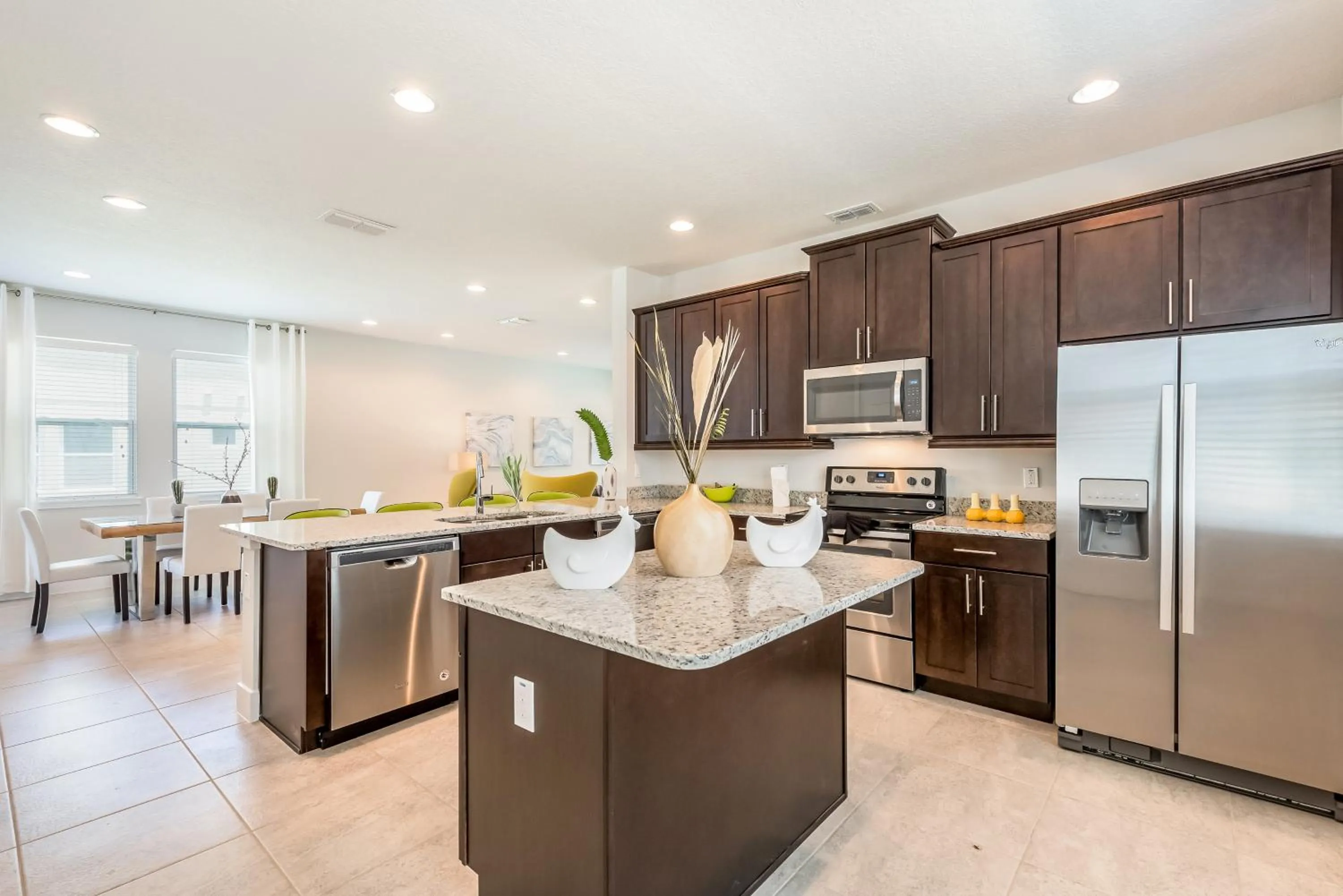 Kitchen or kitchenette in Encore Resort and Water Park at Reunion by Rentyl