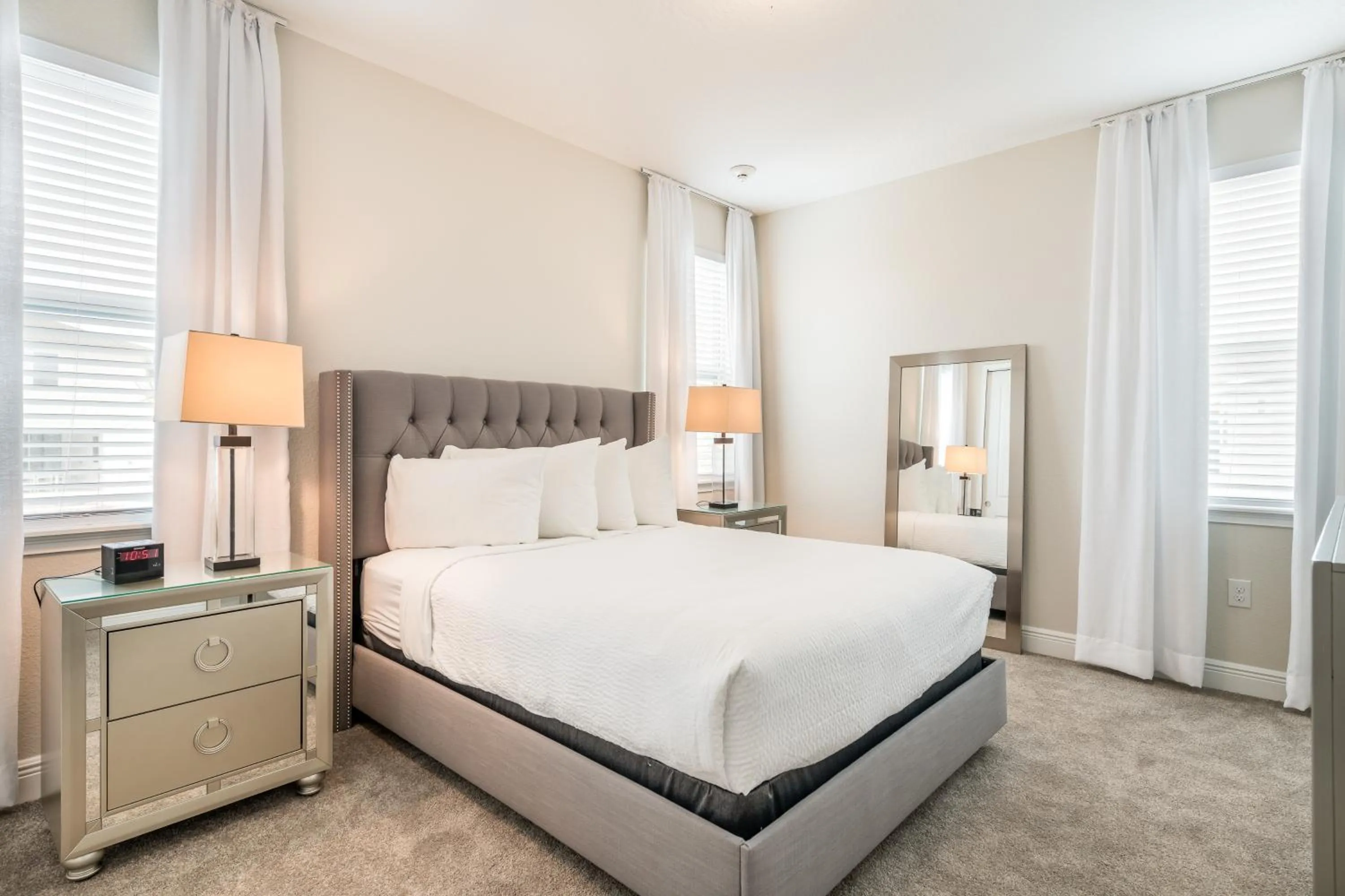 Bed in Encore Resort and Water Park at Reunion by Rentyl