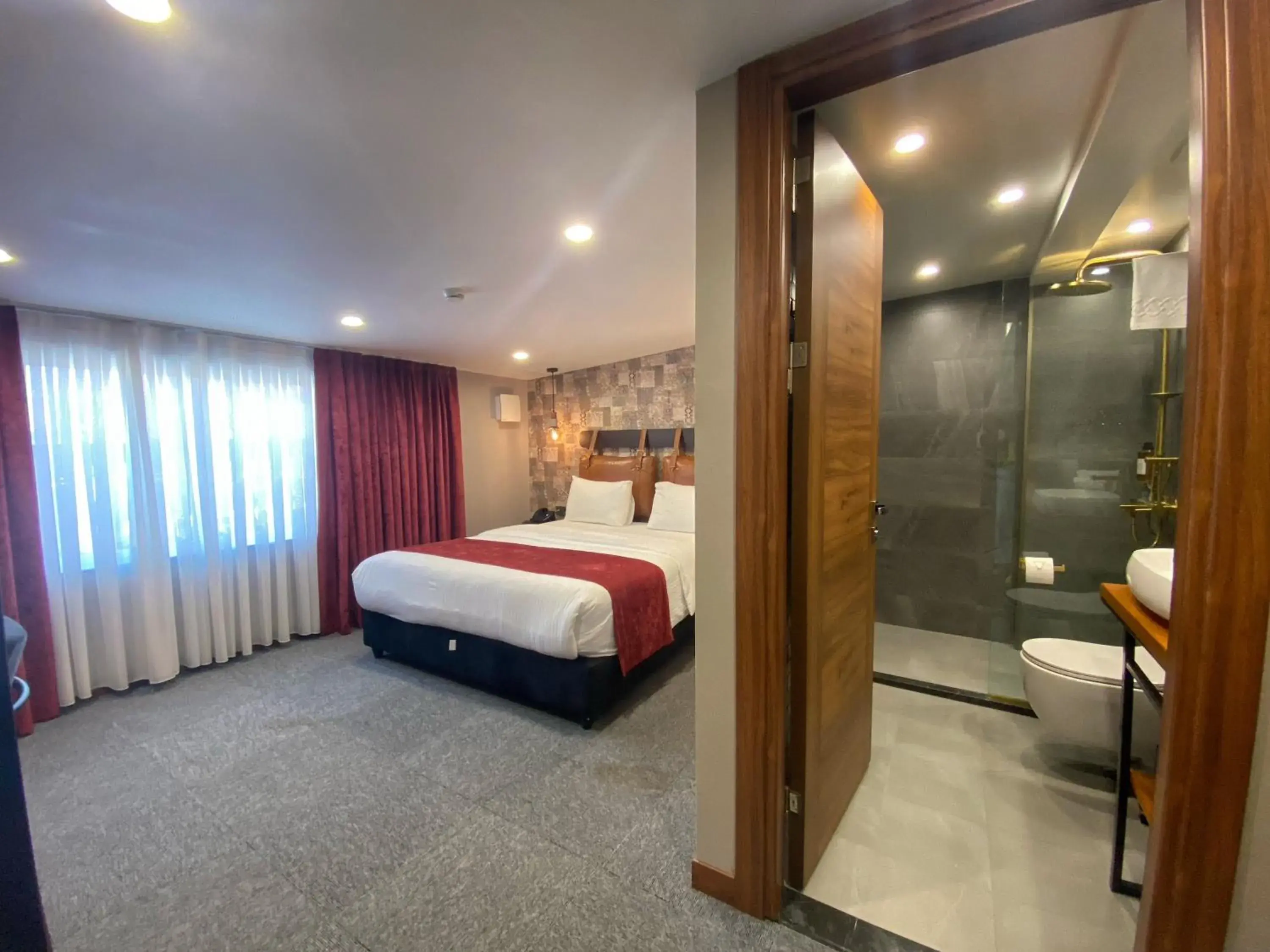 Budget Double or Twin Room in Boutique Hotel Alegria Budget Double or Twin Room in Boutique Hotel Alegria