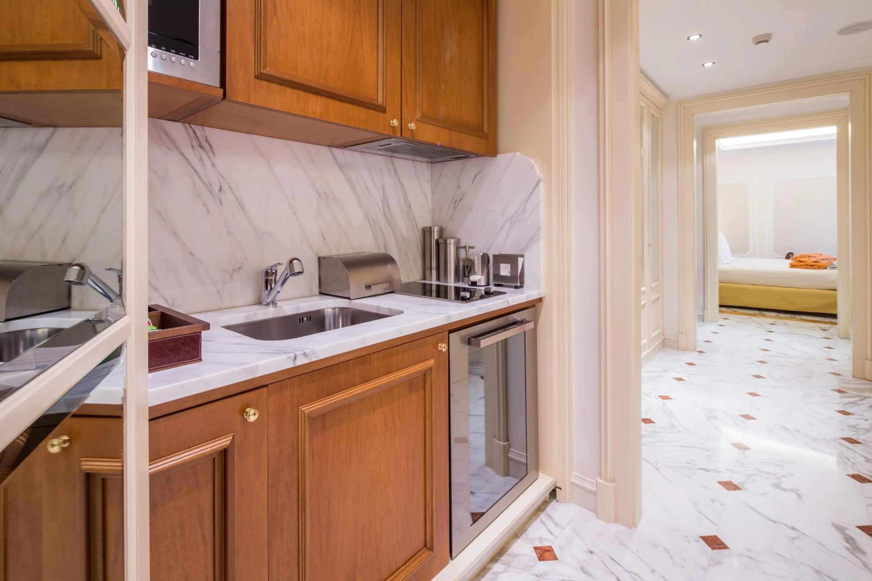 Kitchen or kitchenette in Mercure Petriolo Siena Terme Spa Hotel