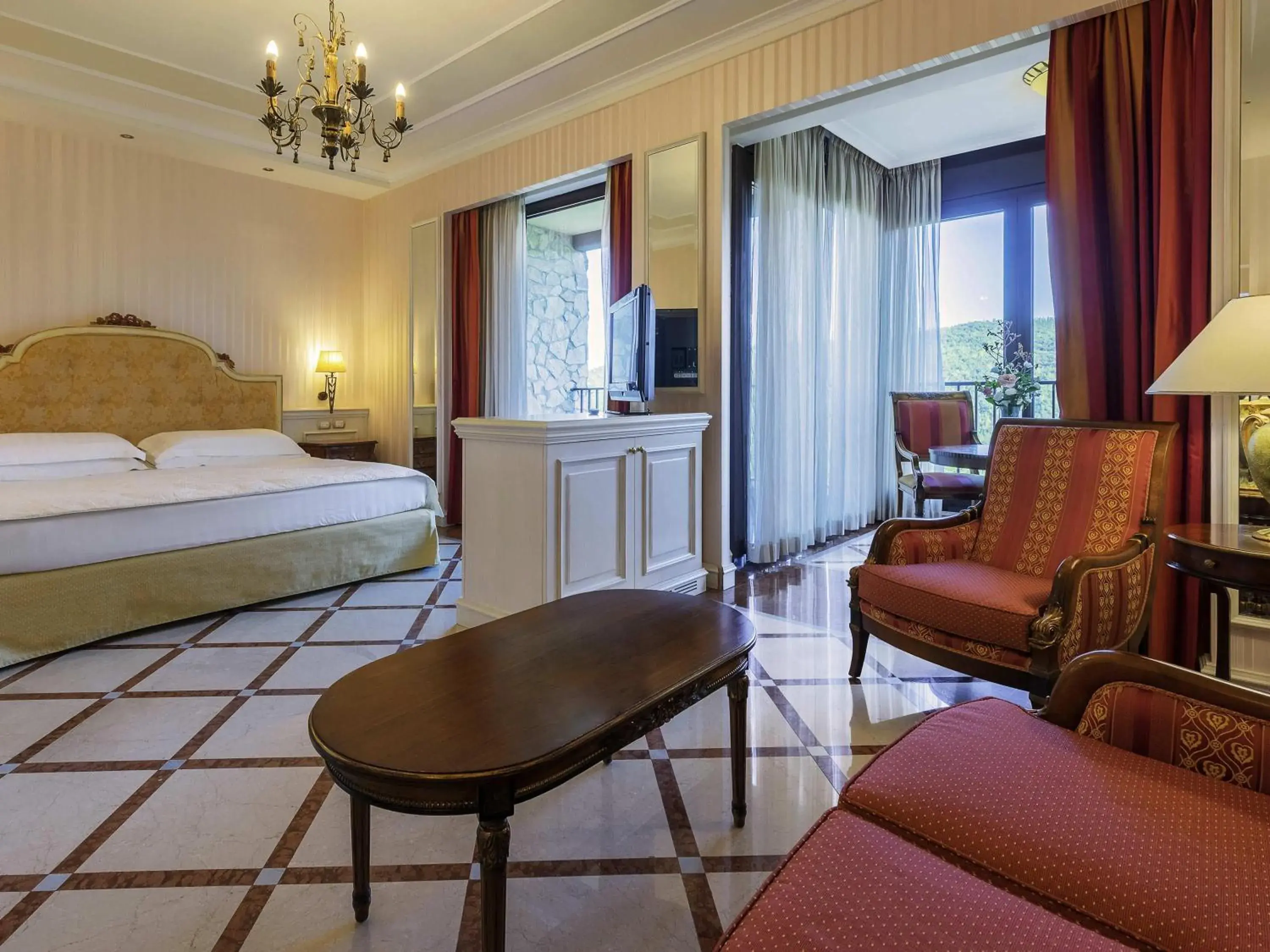 Bedroom, Bed in Mercure Petriolo Siena Terme Spa Hotel Bedroom, Bed in Mercure Petriolo Siena Terme Spa Hotel