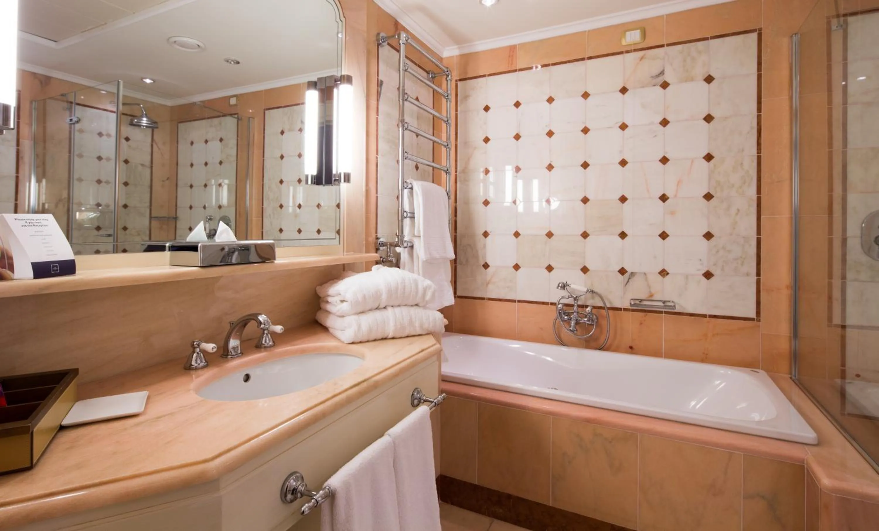 Bathroom in Mercure Petriolo Siena Terme Spa Hotel