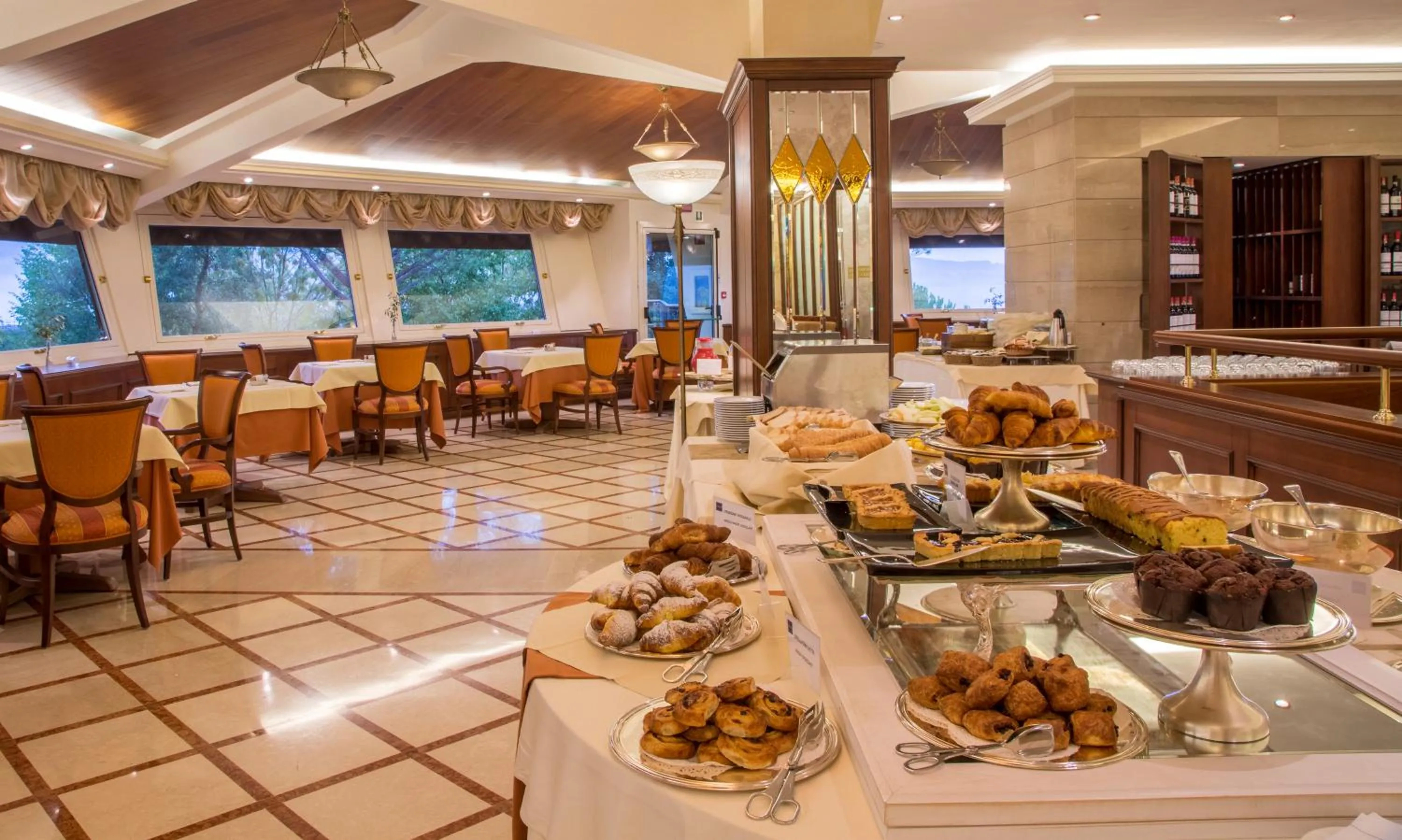 Restaurant/places to eat in Mercure Petriolo Siena Terme Spa Hotel