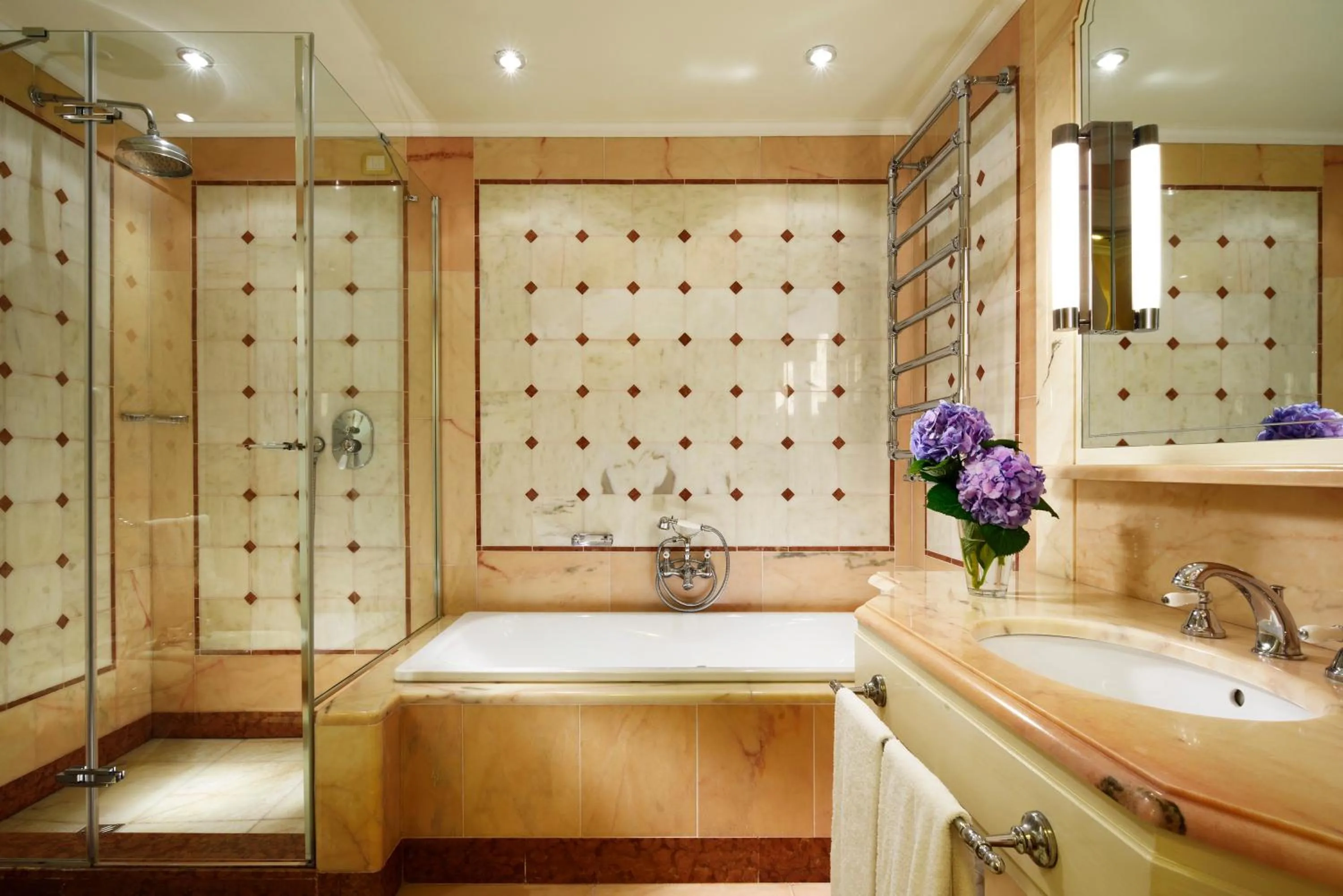 Bathroom in Mercure Petriolo Siena Terme Spa Hotel