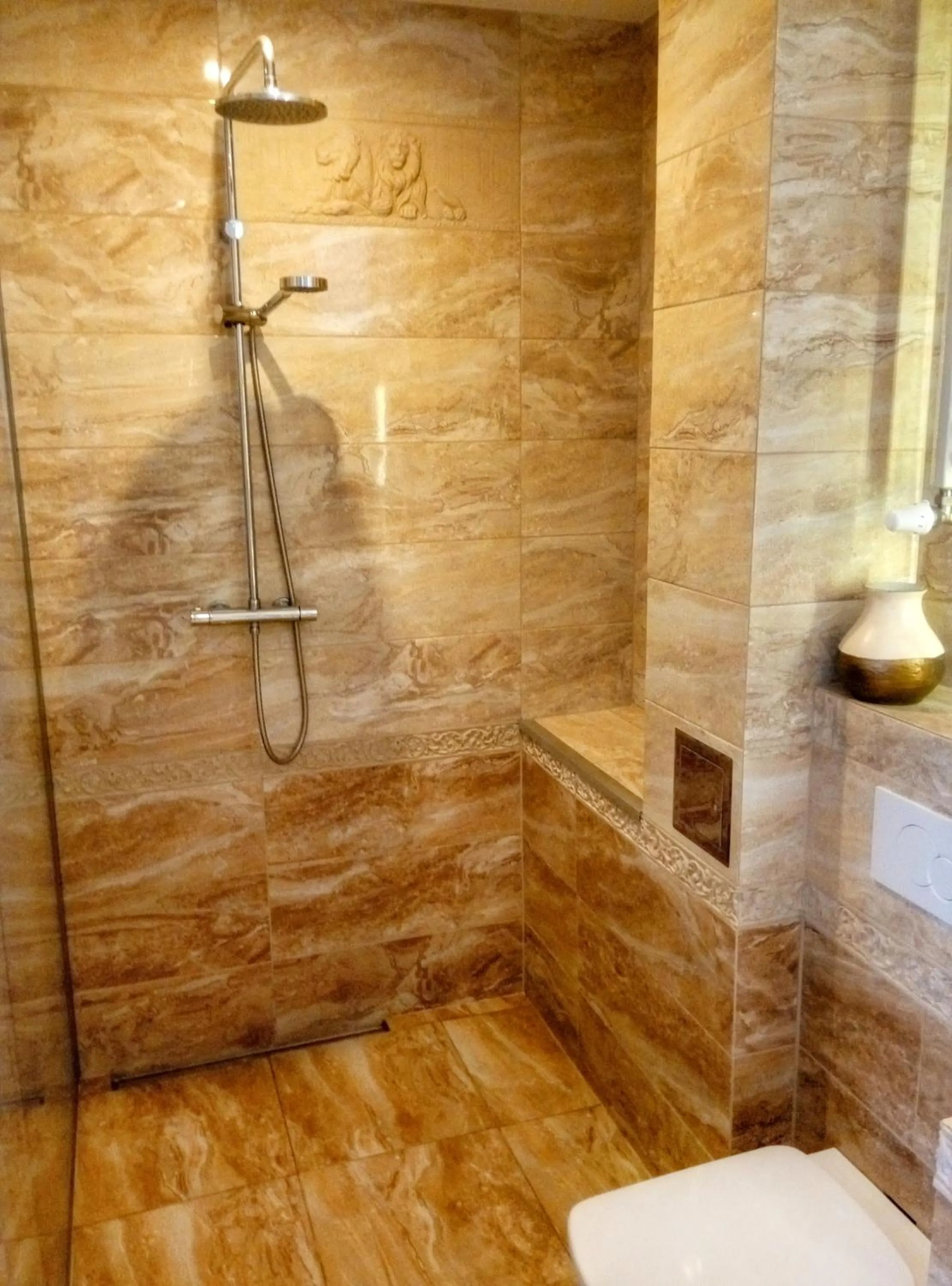 Decorative detail in Villa Amadea