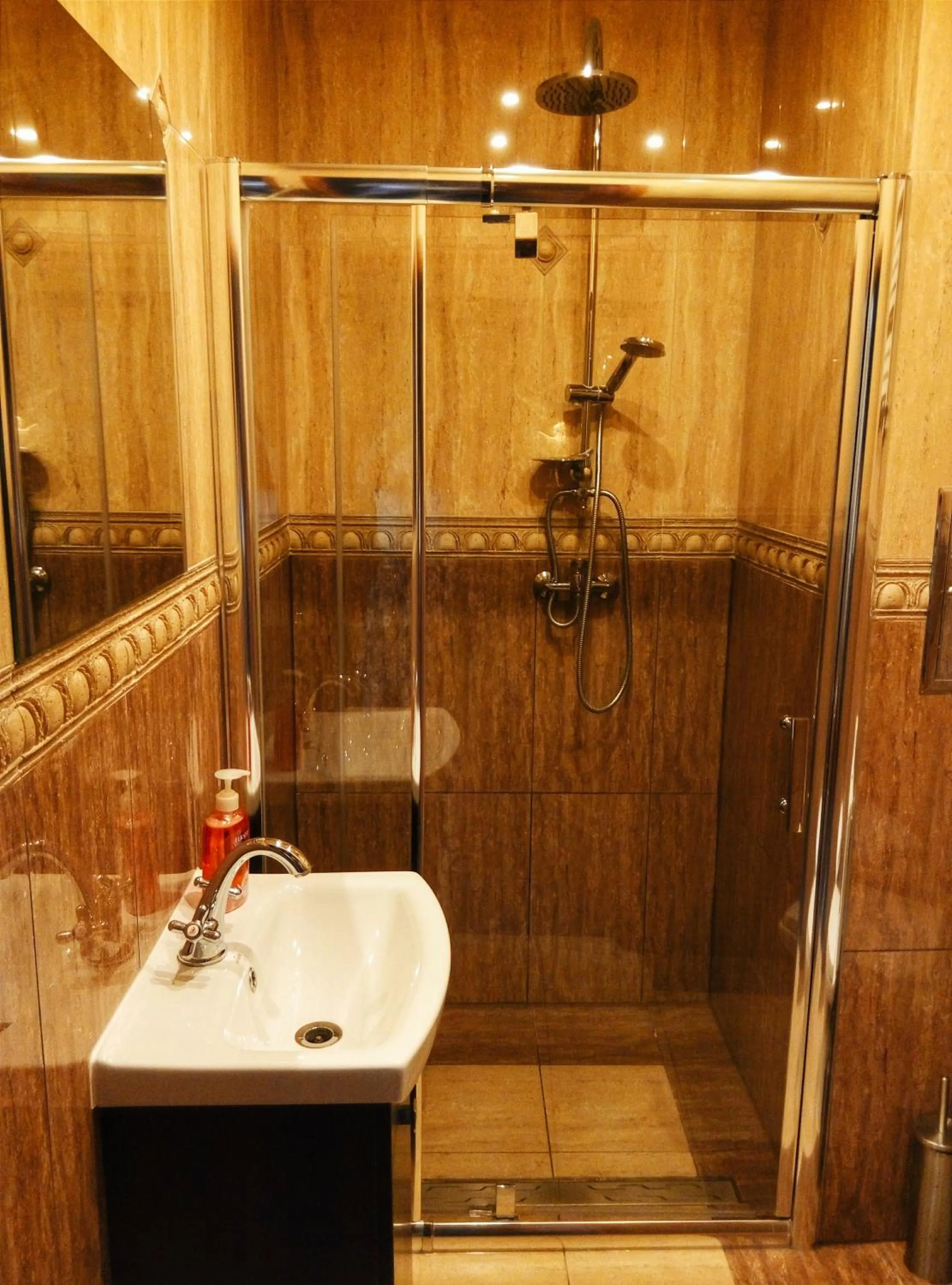 Photo of the whole room in Villa Amadea