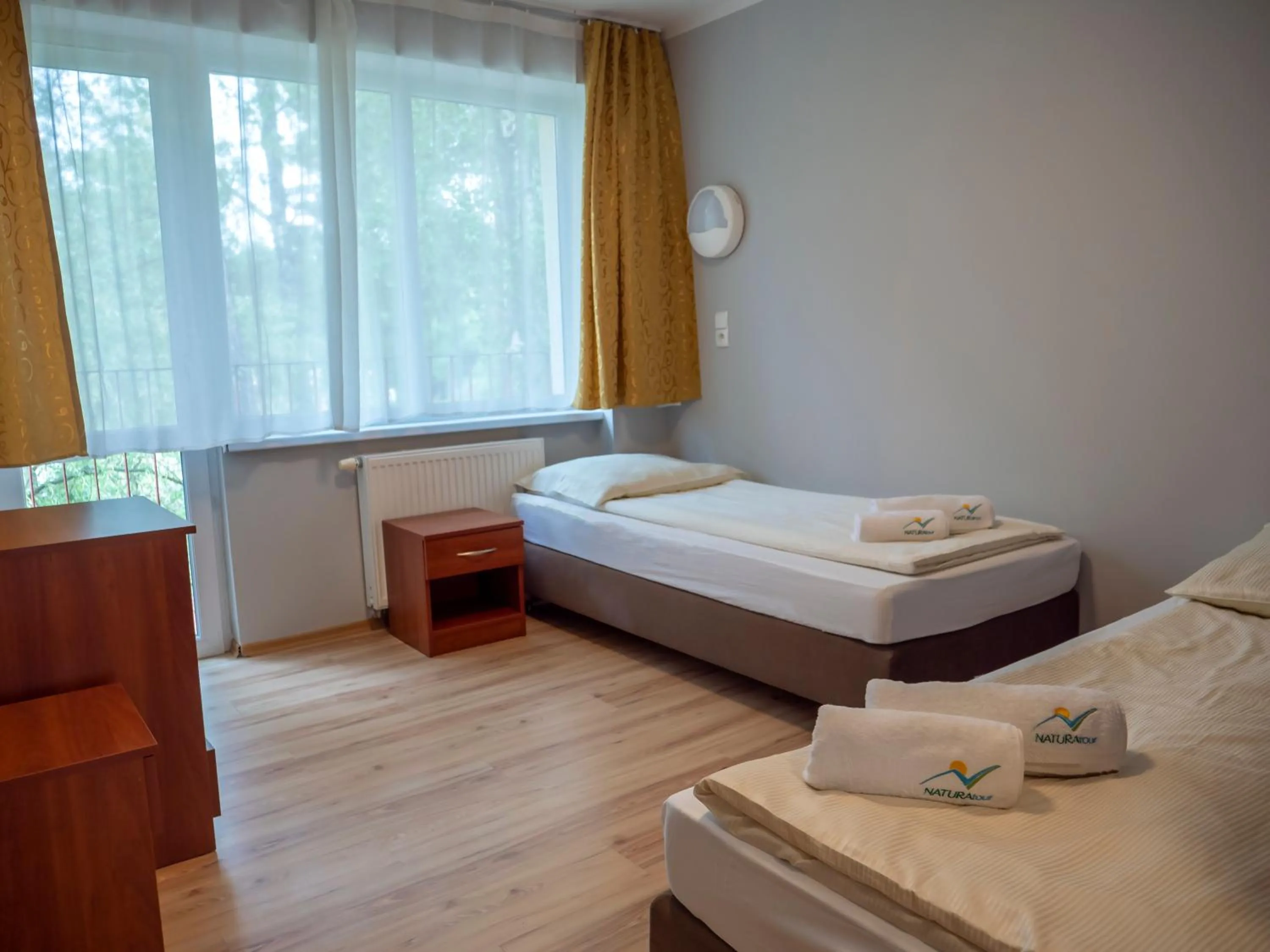 Bed in Słoneczny Brzeg Natura Tour