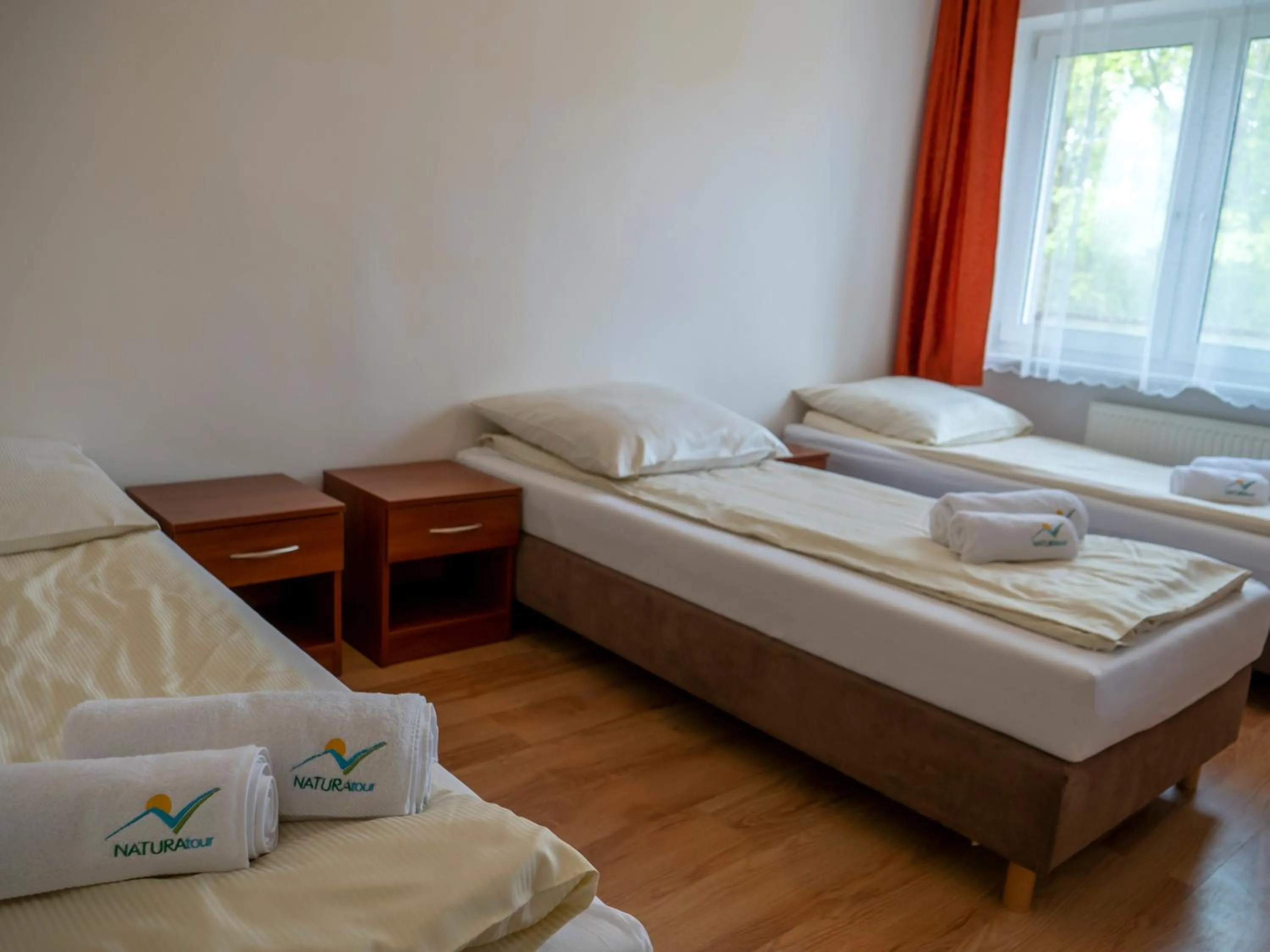 Bed in Słoneczny Brzeg Natura Tour