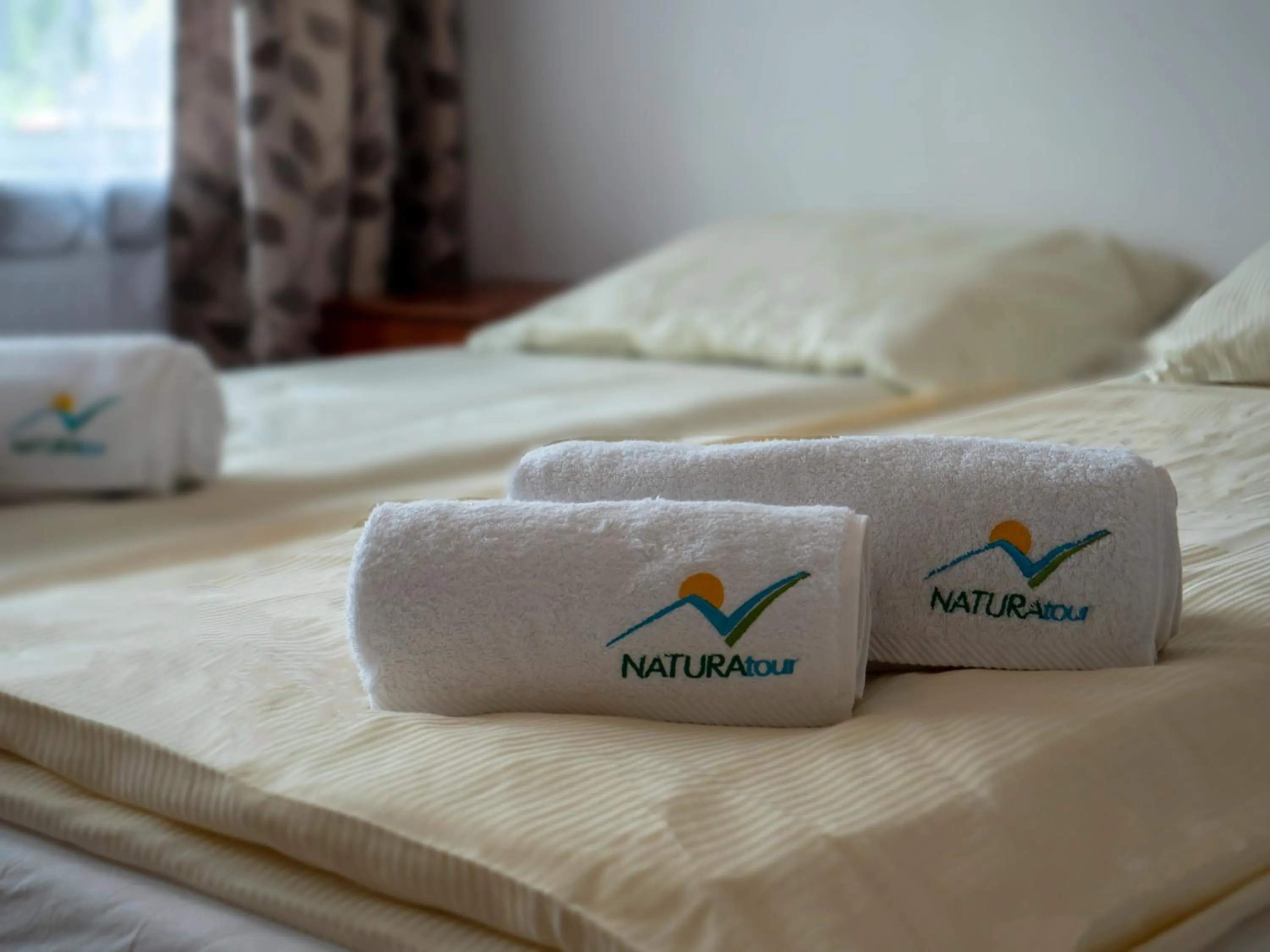 Bed in Słoneczny Brzeg Natura Tour