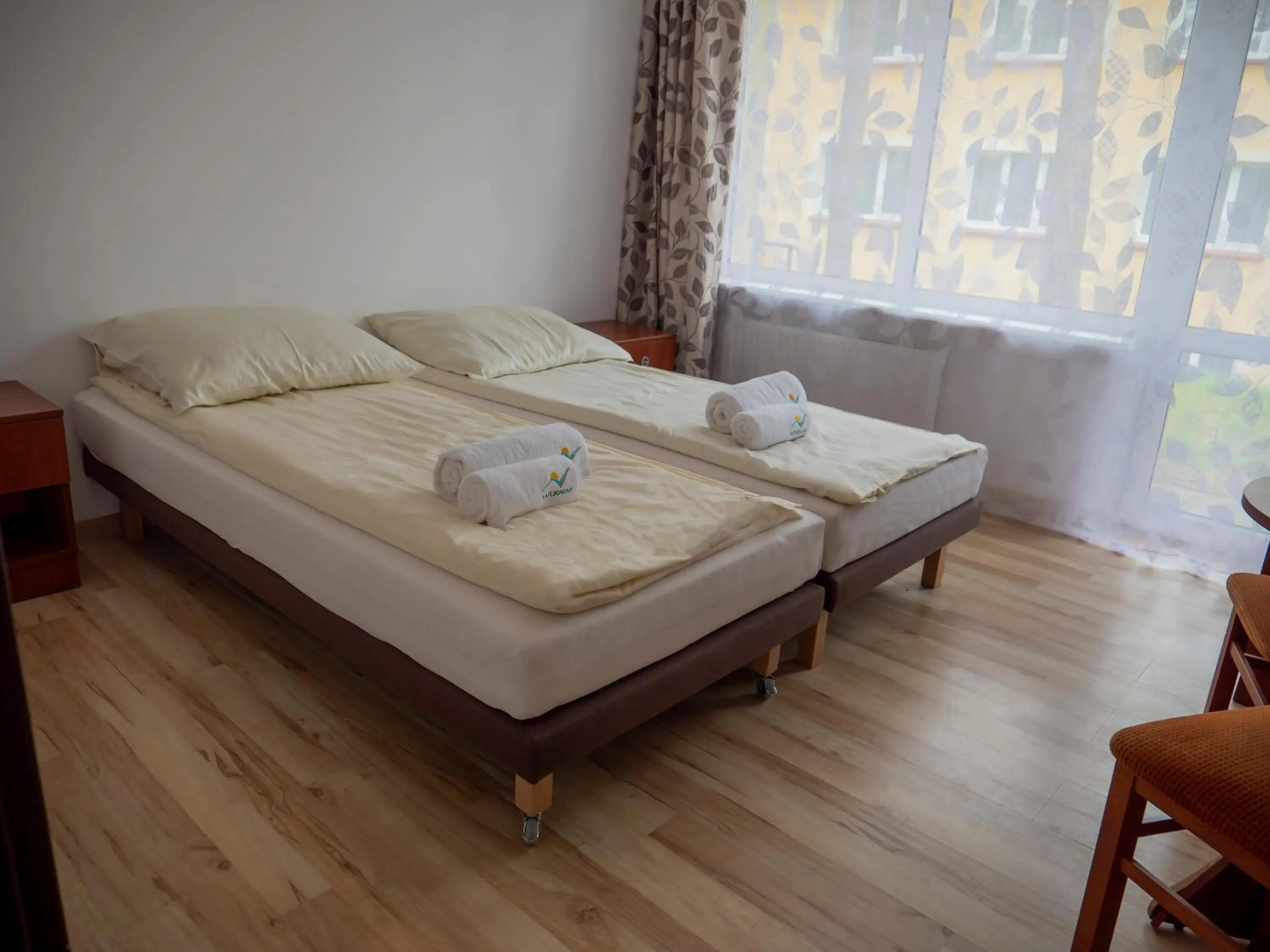 Bed in Słoneczny Brzeg Natura Tour