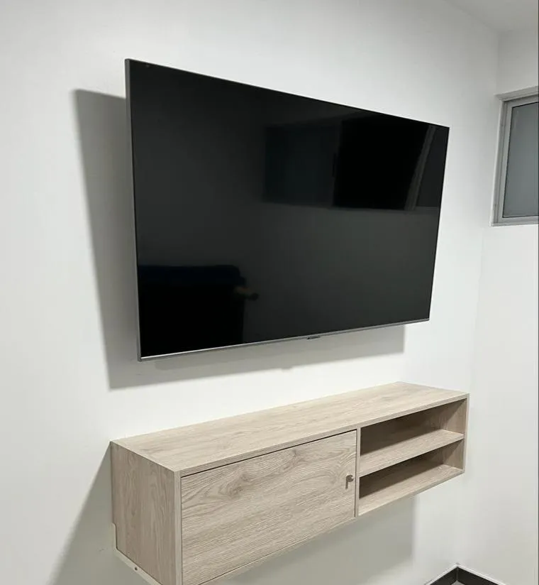 Evening entertainment in Valle del lili cozy apartment