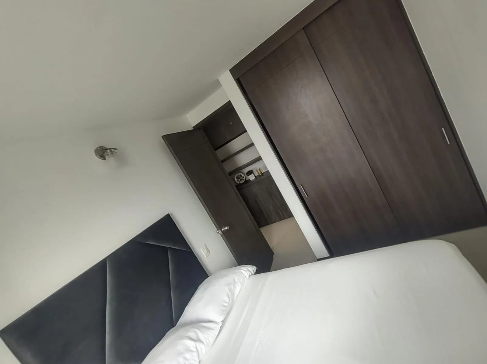 Photo of the whole room, Bed in Valle del lili cozy apartment