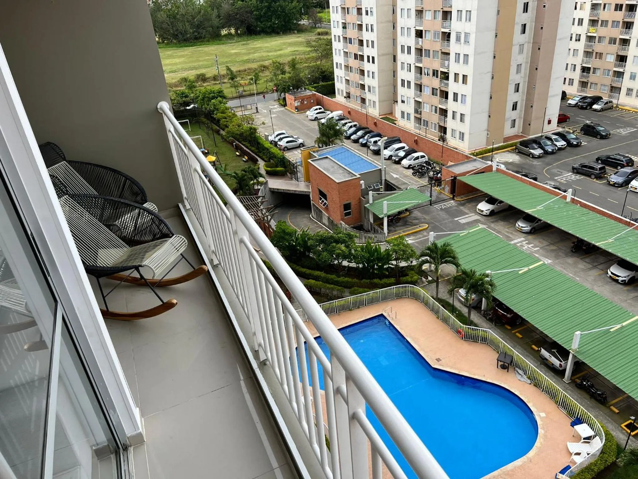 Pool view in Valle del lili cozy apartment