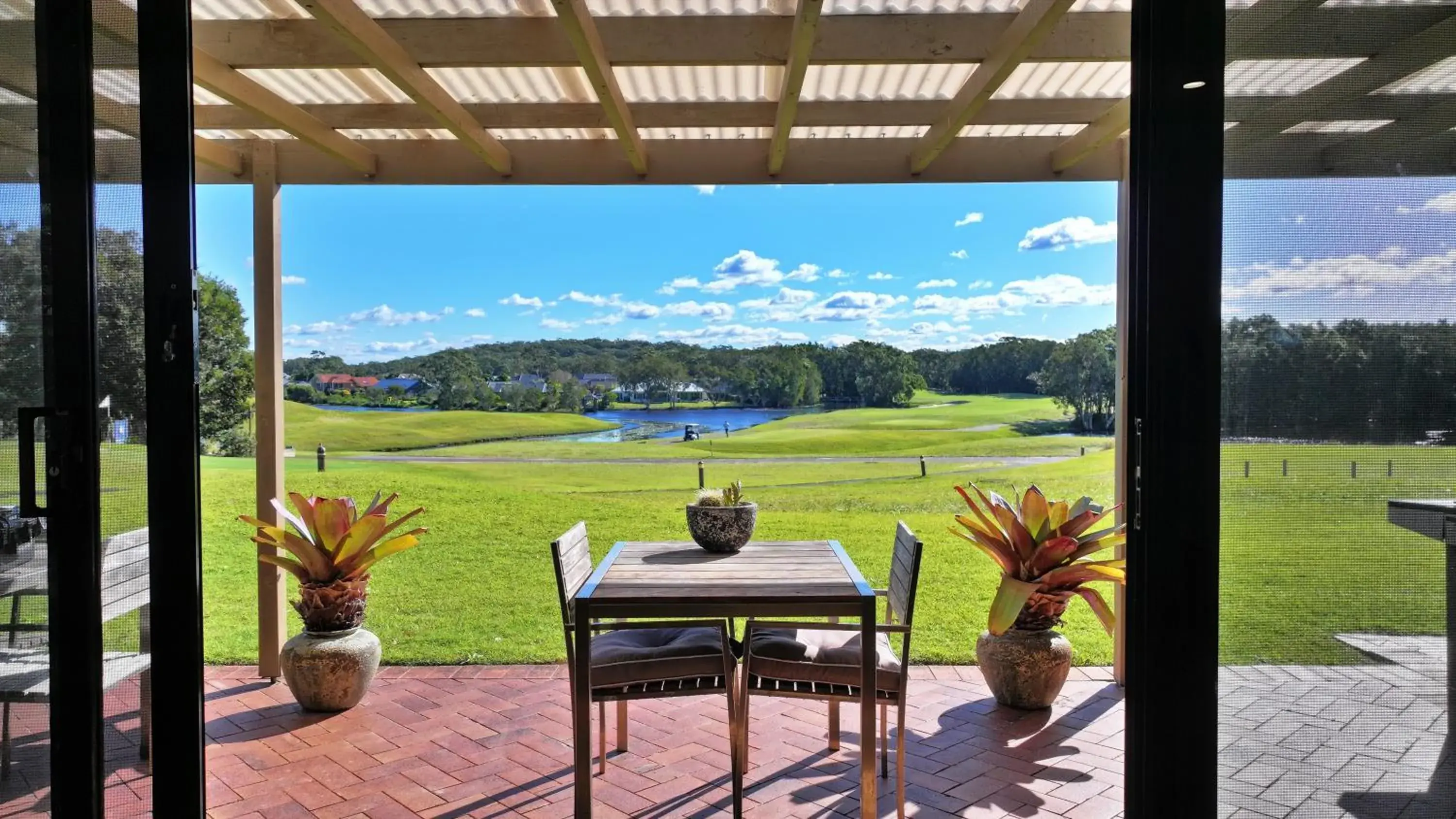 Perfect weekend getaway plus golf at your doorstep Perfect weekend getaway plus golf at your doorstep