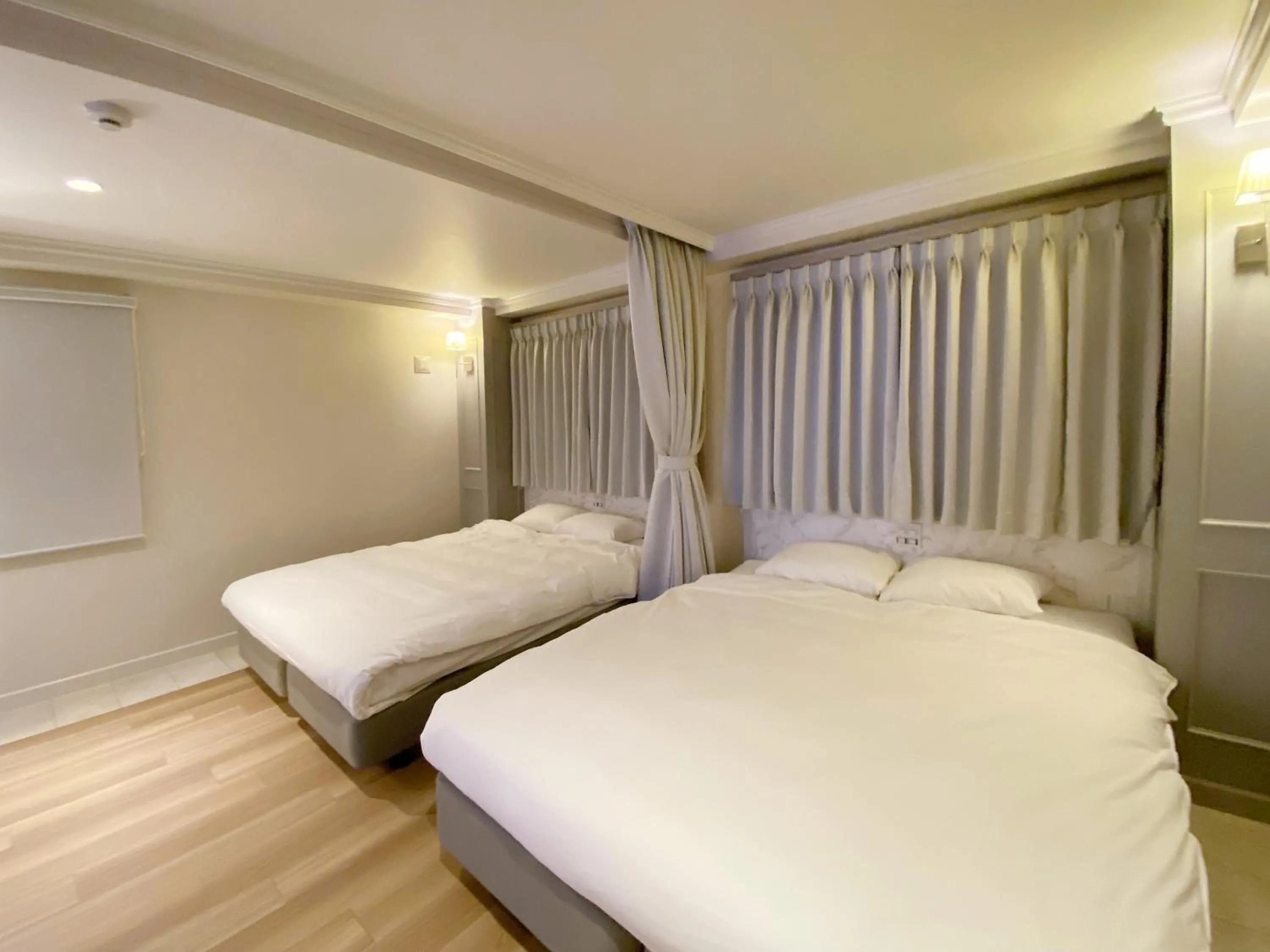 Bed in precious days inn