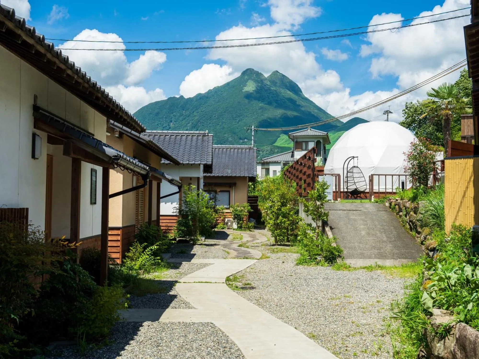 Property building in Yufuin Hanarenoyado Yukagetsu