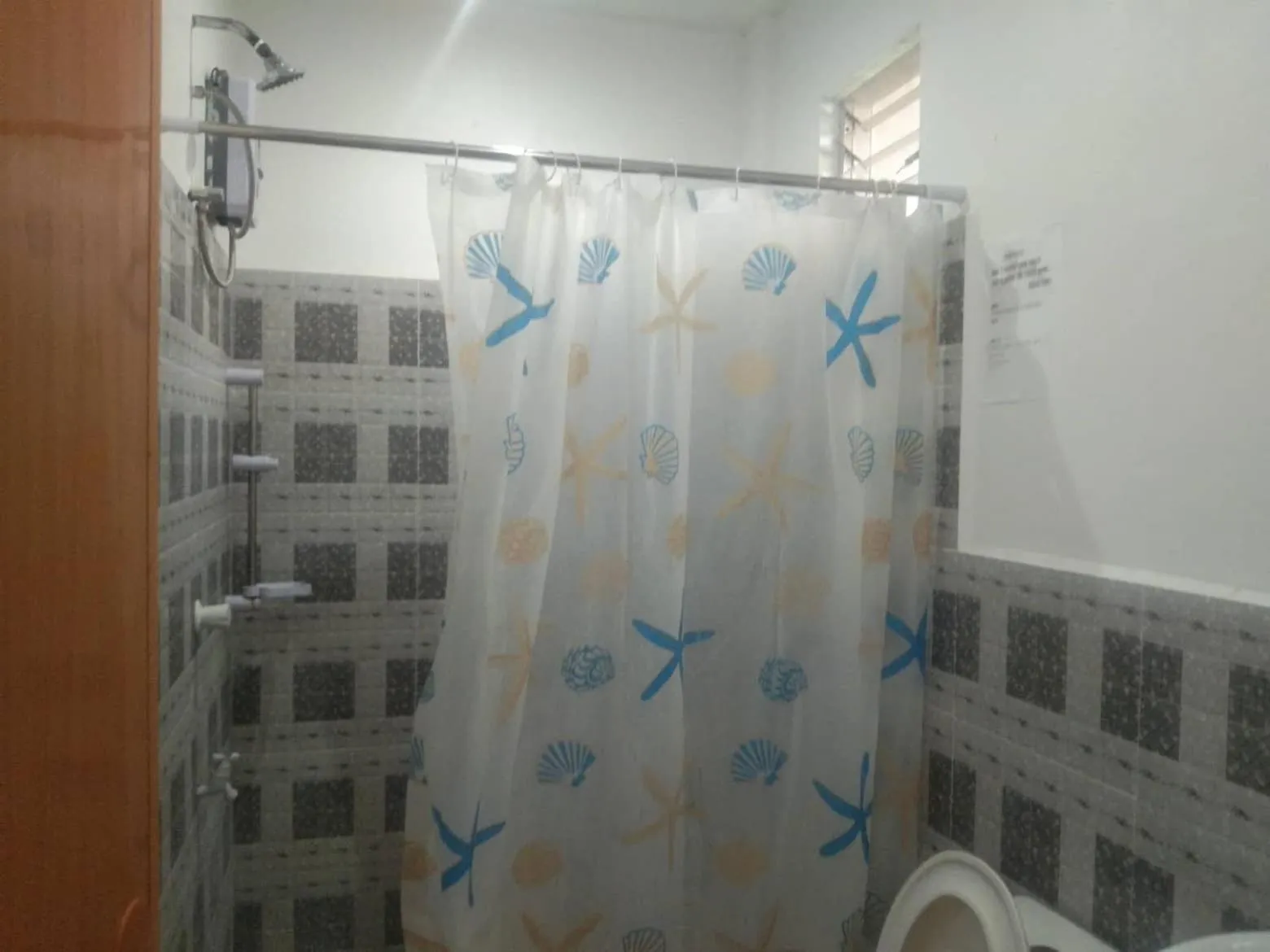 Shower in PEDRO'S RESORT