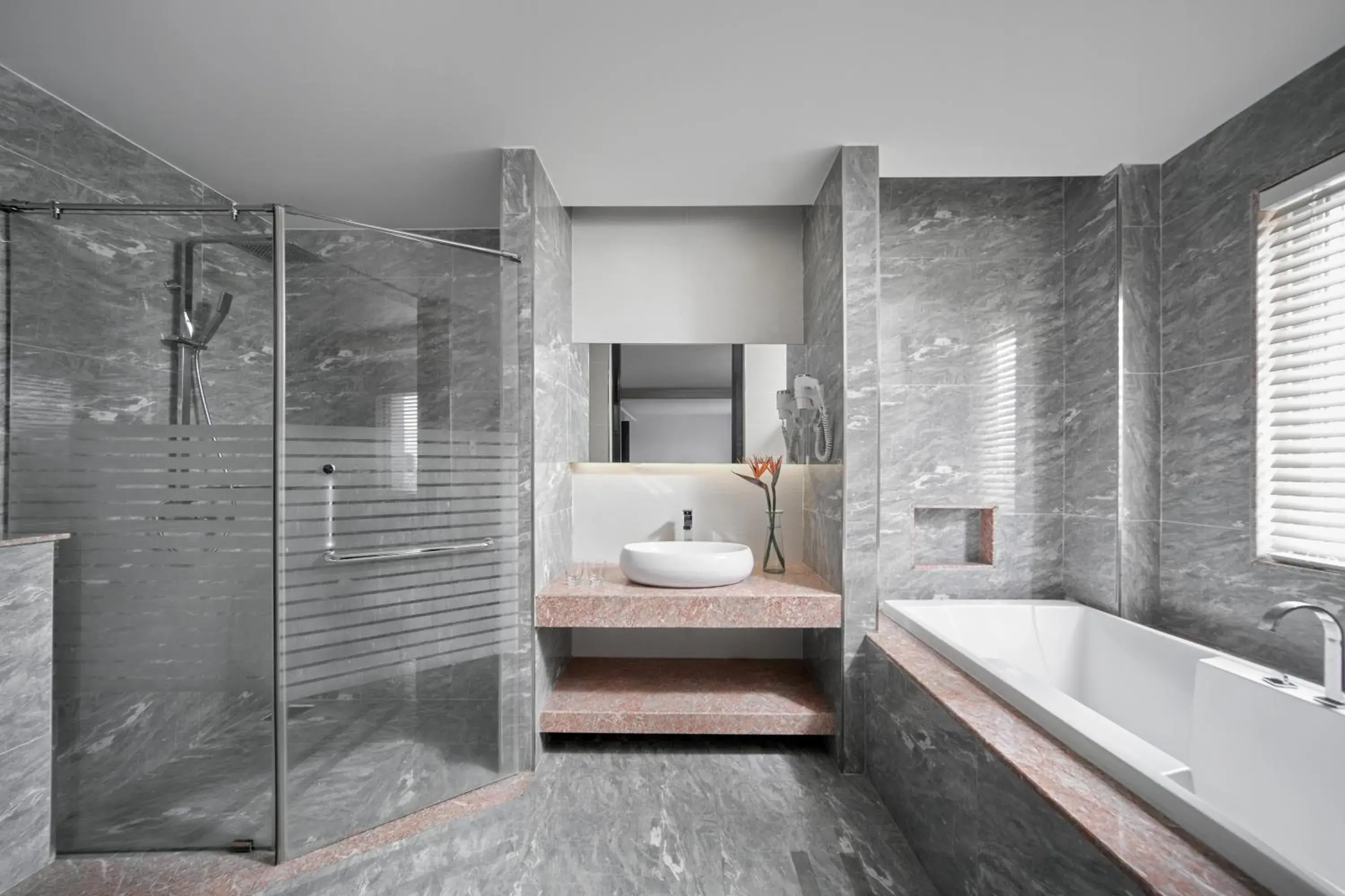 Bathroom in Oakwood Hotel & Apartments Saigon Bathroom in Oakwood Hotel & Apartments Saigon