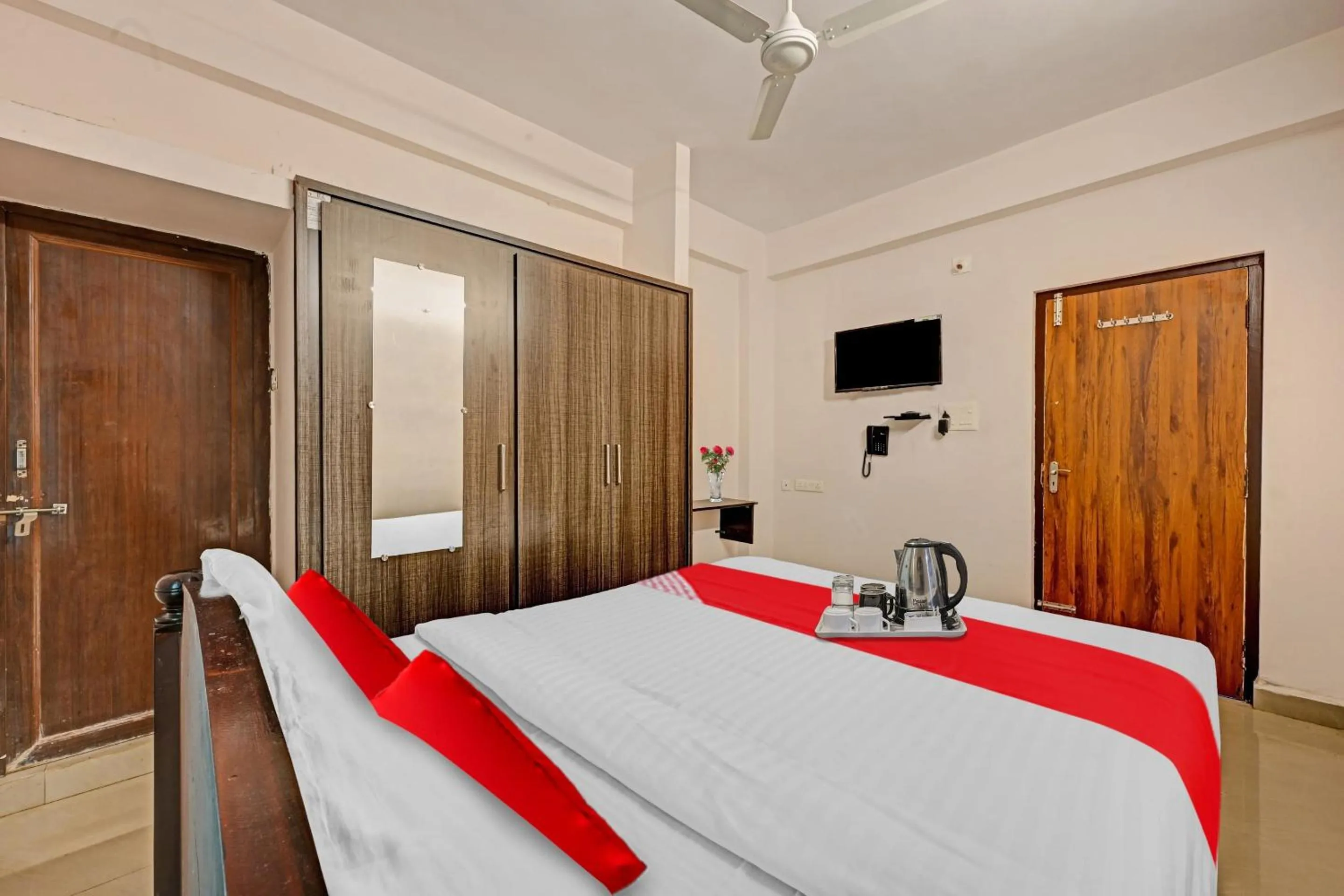 Bedroom, Bed in Hotel O Coastal Inn Luxury Service Apartments