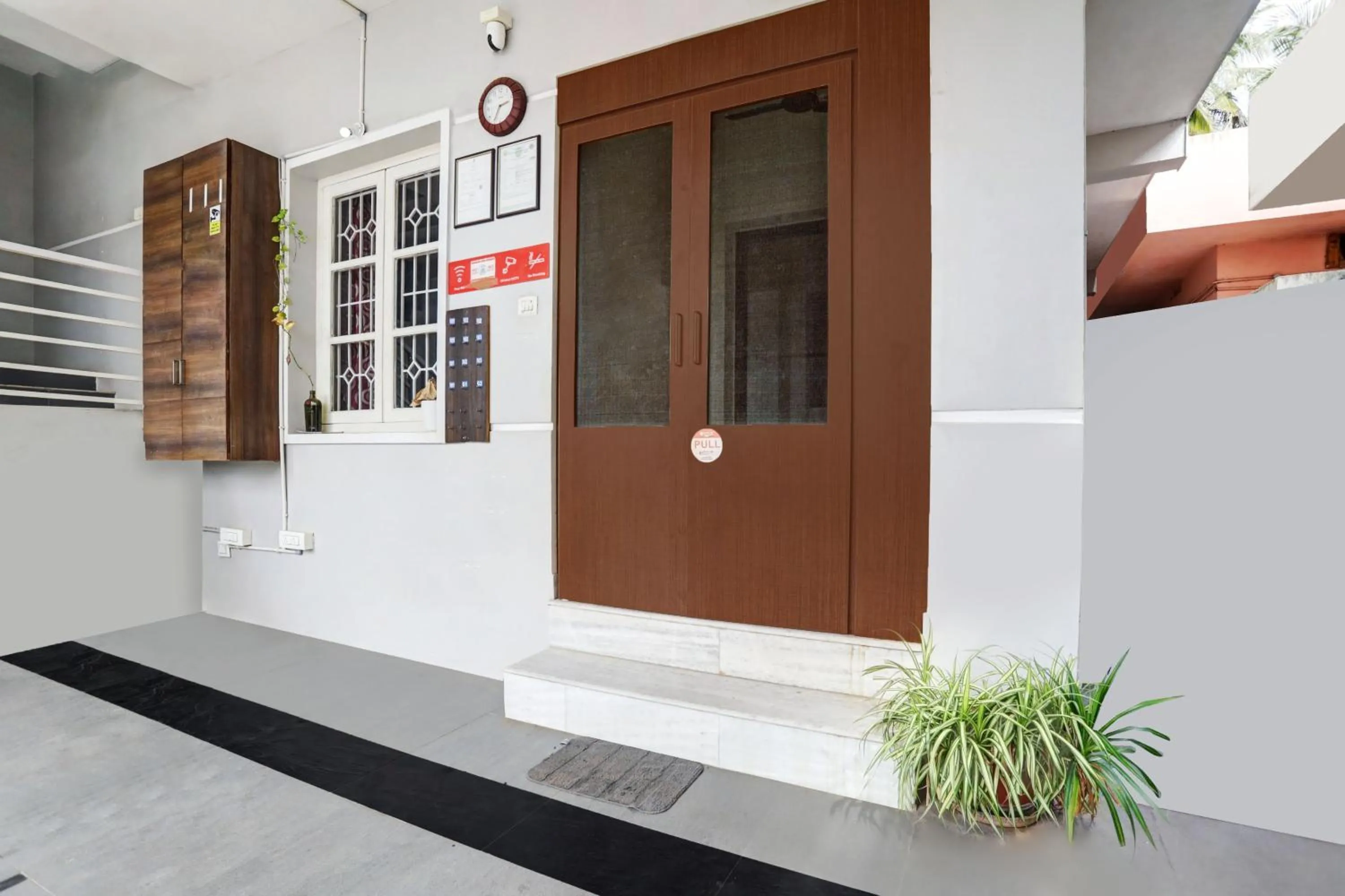 Facade/entrance in Hotel O Ashok Nagar Near JNTU College