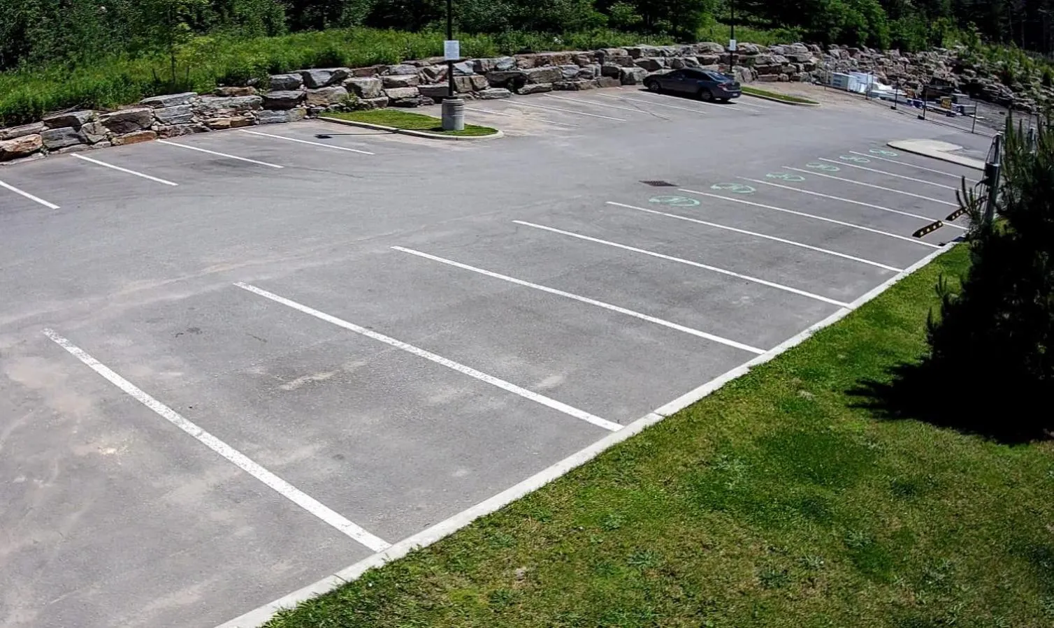 Parking in Home2 Suites By Hilton Huntsville