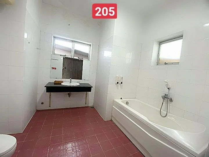 Toilet in VND Vũng Tàu Hotel & Villa