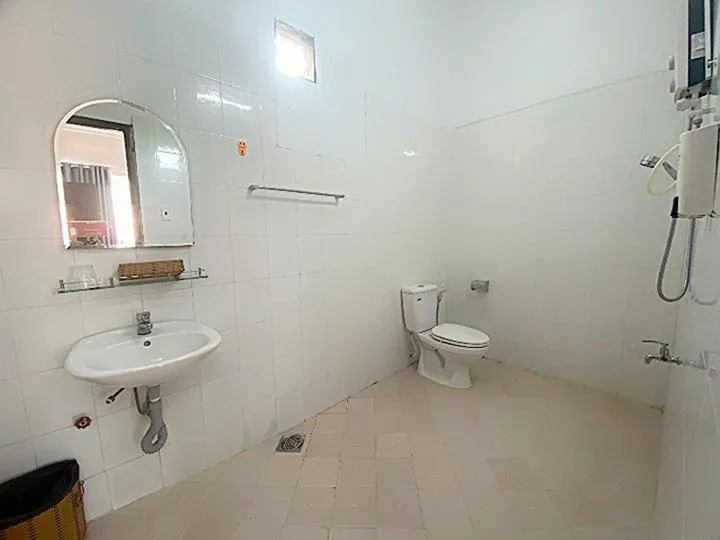 Shower in VND Vũng Tàu Hotel & Villa